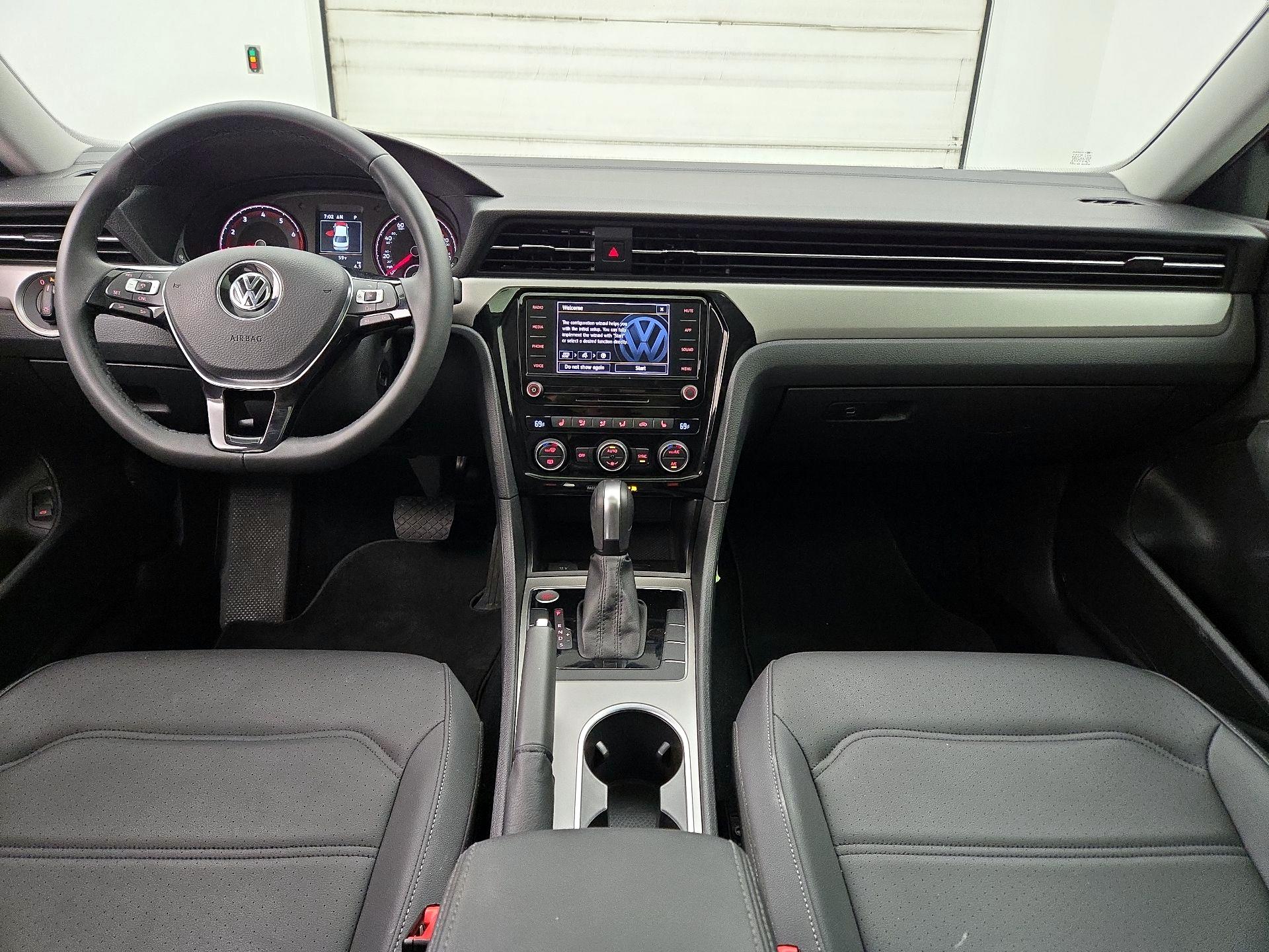 Thumbnail: 2021 Volkswagen Passat - 9