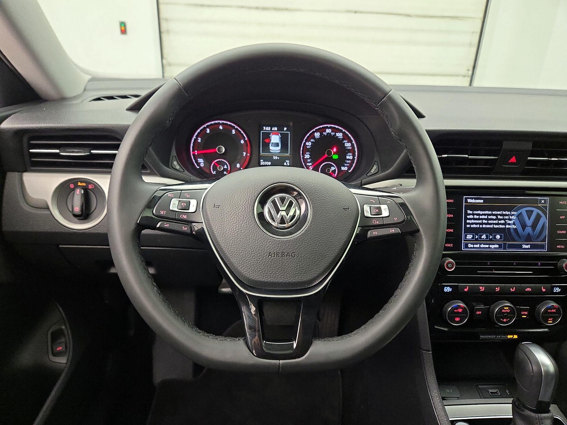 Thumbnail: 2021 Volkswagen Passat - 10