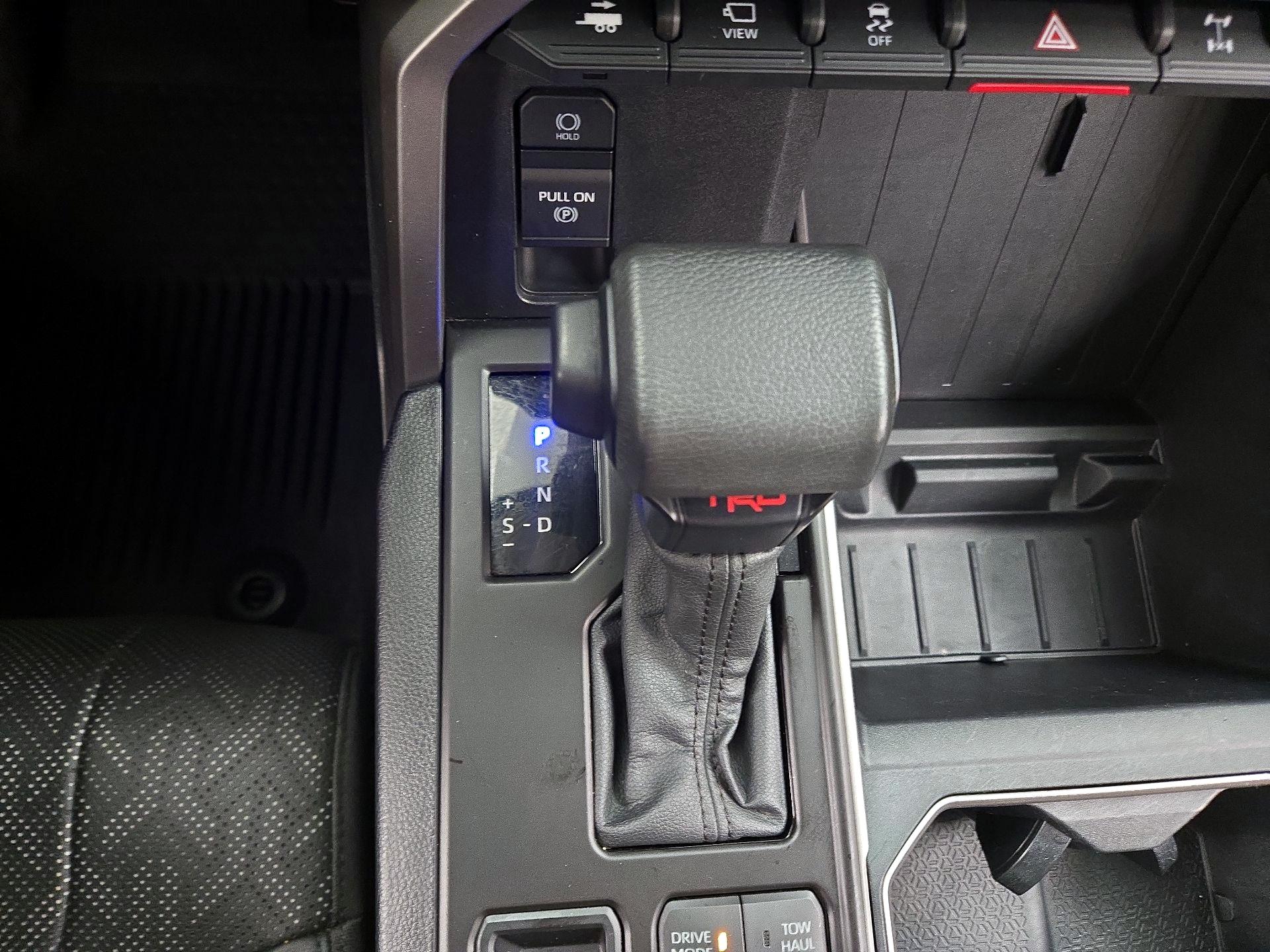 Thumbnail: 2022 Toyota Tundra - 18