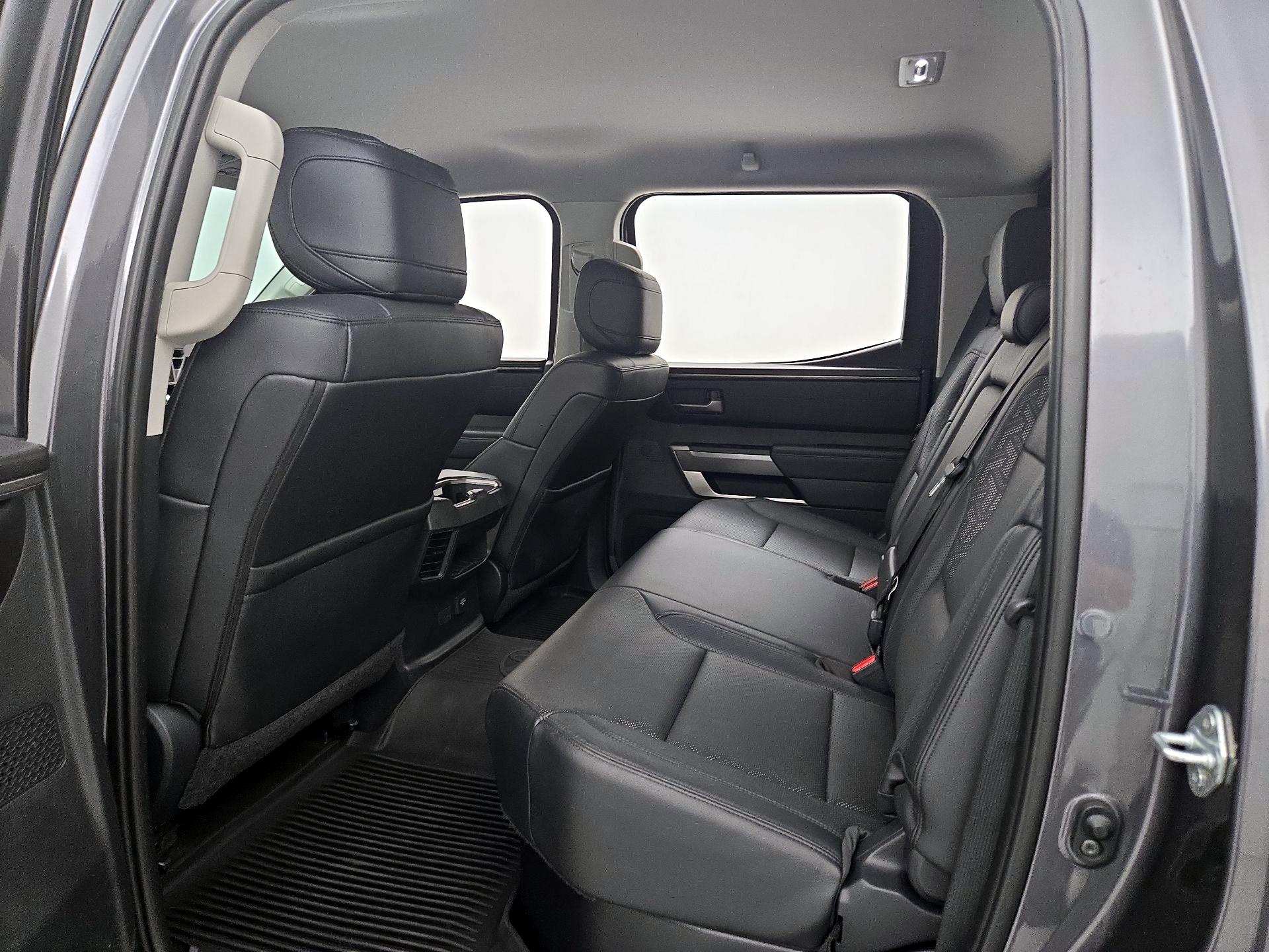 Thumbnail: 2022 Toyota Tundra - 20