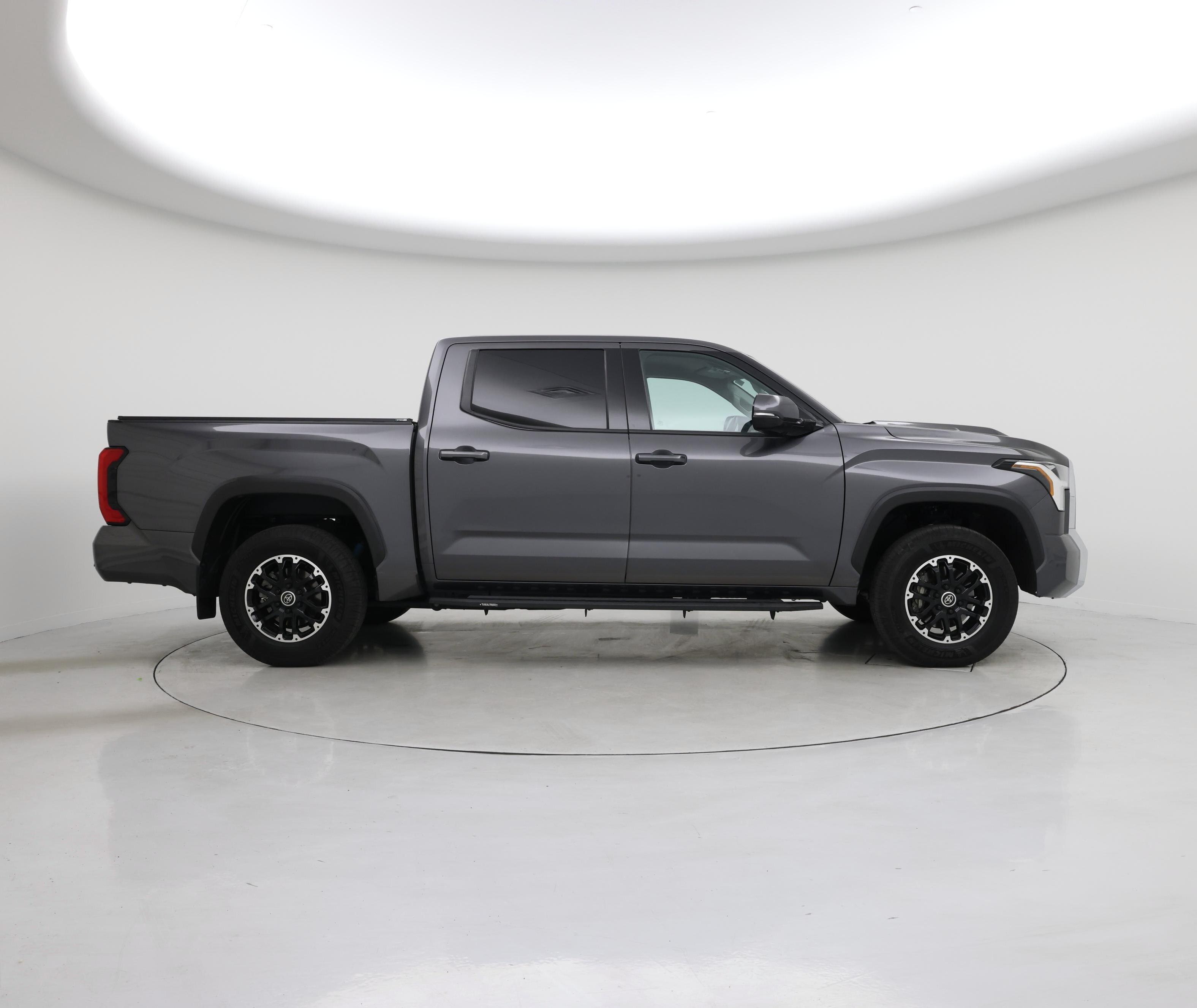 Thumbnail: 2022 Toyota Tundra - 7