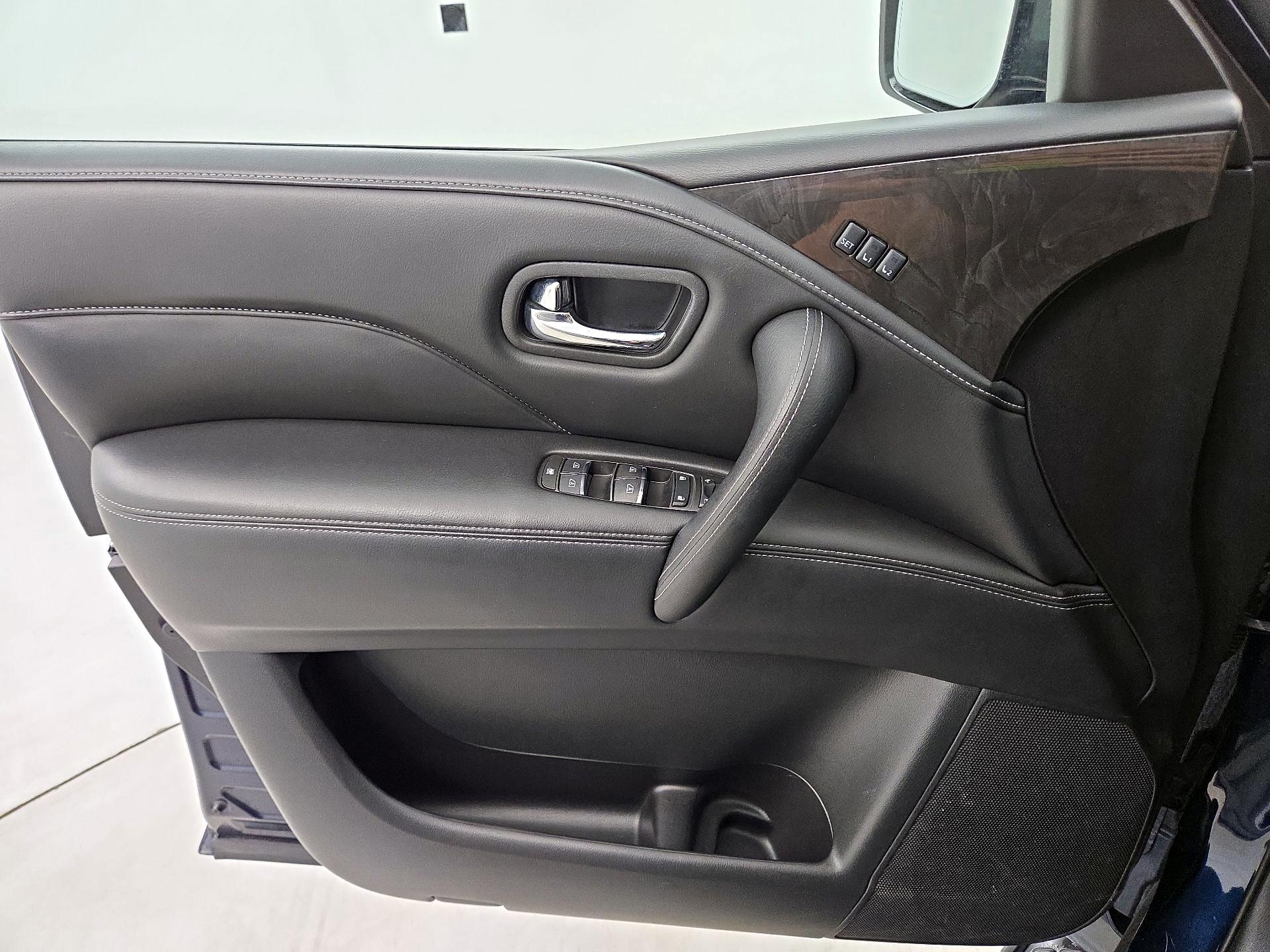 Thumbnail: 2024 INFINITI QX80 - 12