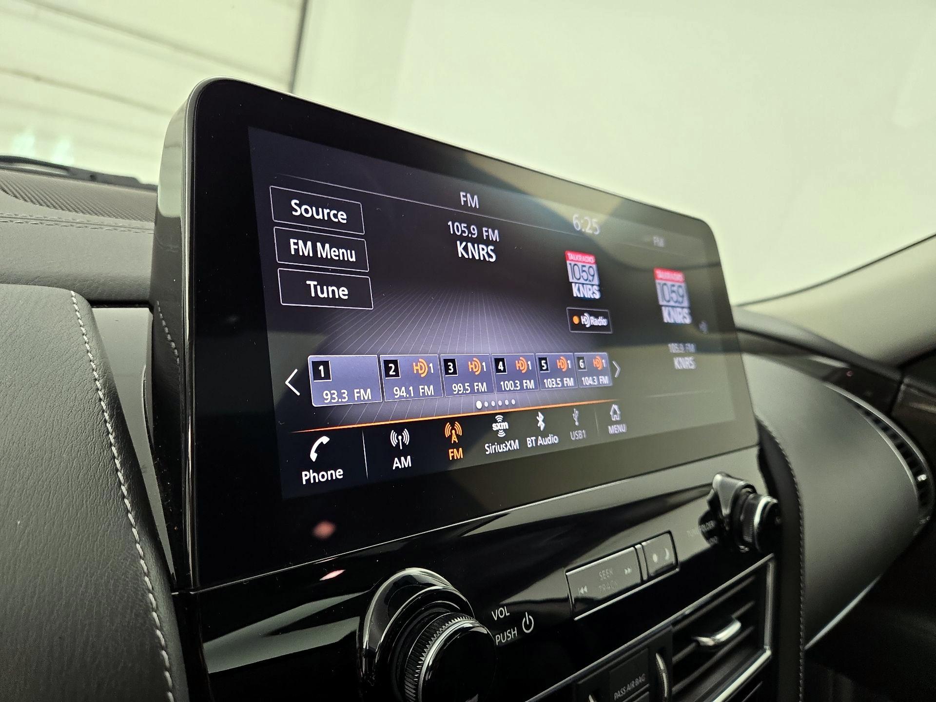 Thumbnail: 2024 INFINITI QX80 - 16