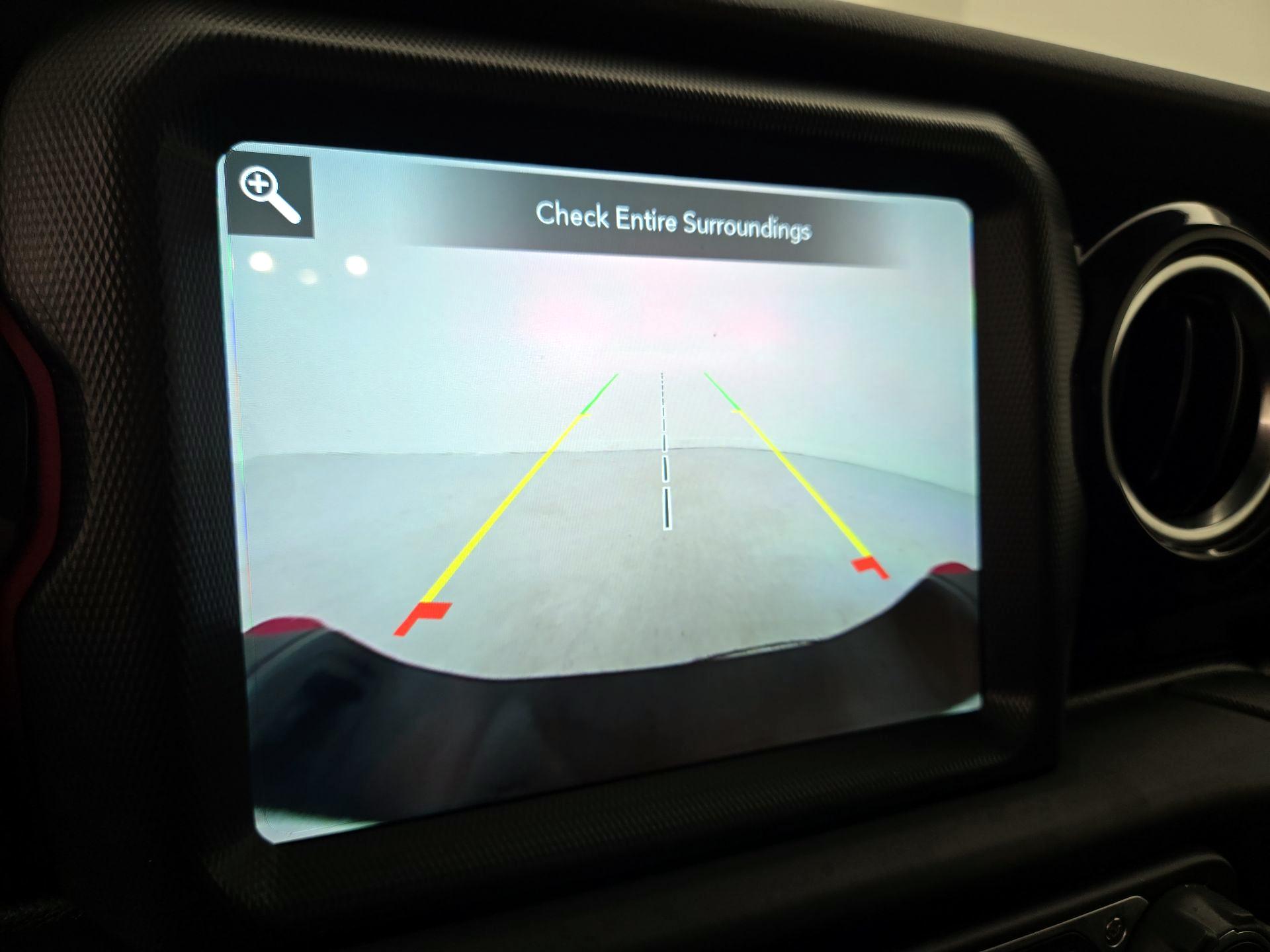 Thumbnail: 2023 Jeep Gladiator - 15