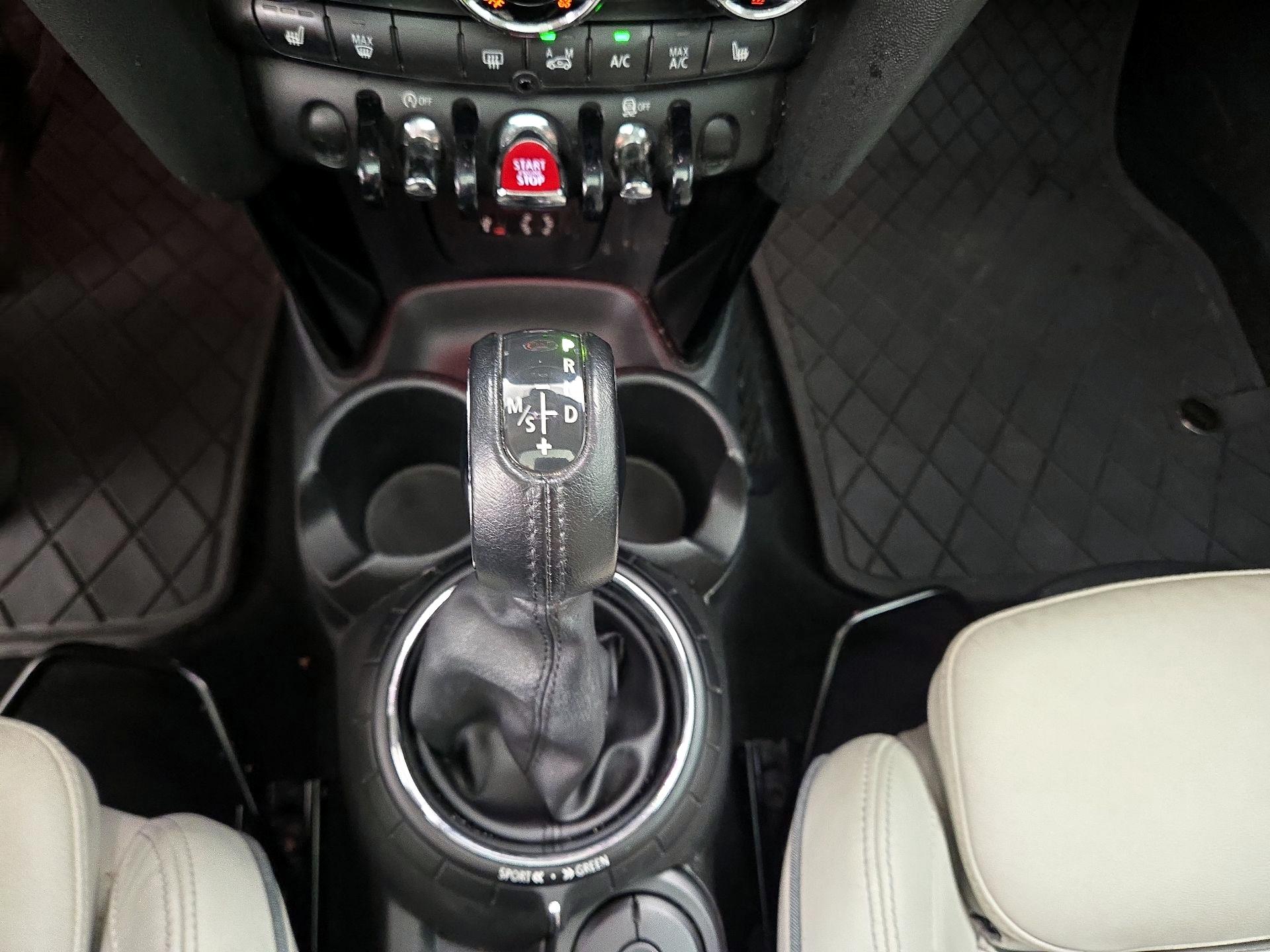 Thumbnail: 2016 MINI Cooper Hardtop - 16