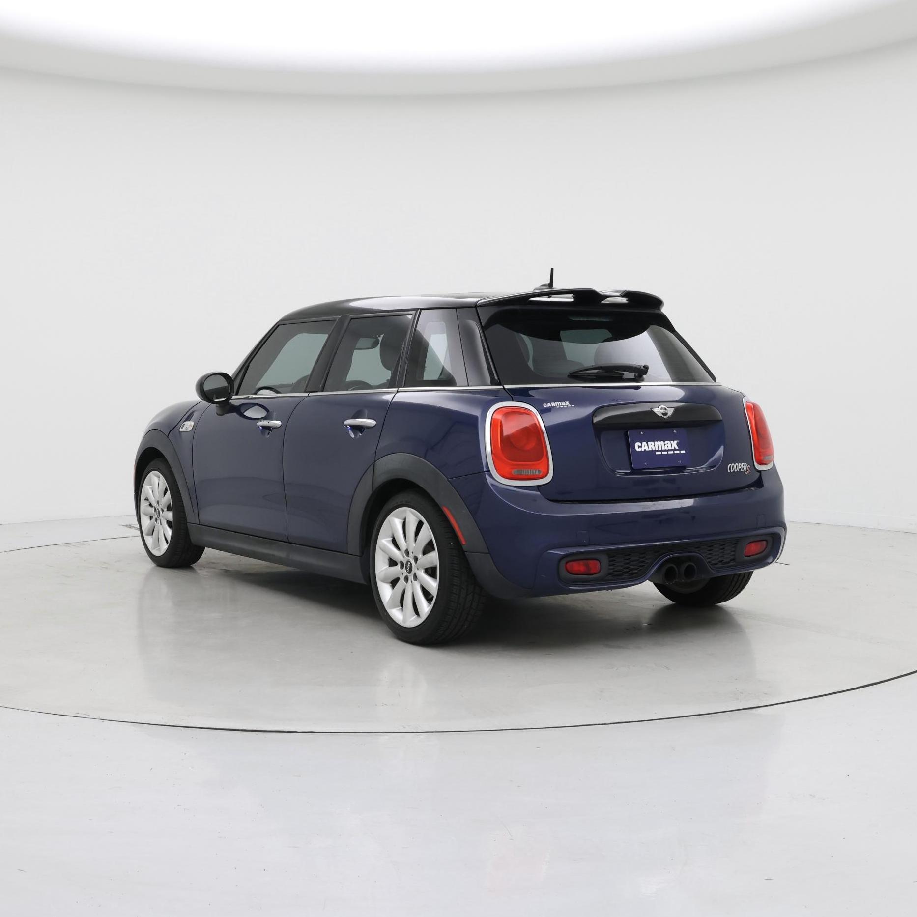 Thumbnail: 2016 MINI Cooper Hardtop - 2