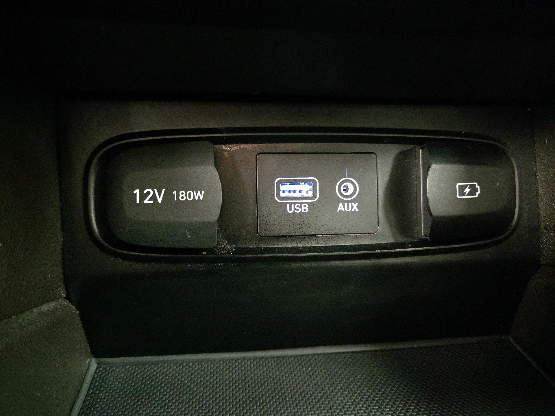 Thumbnail: 2020 Hyundai Santa Fe - 18