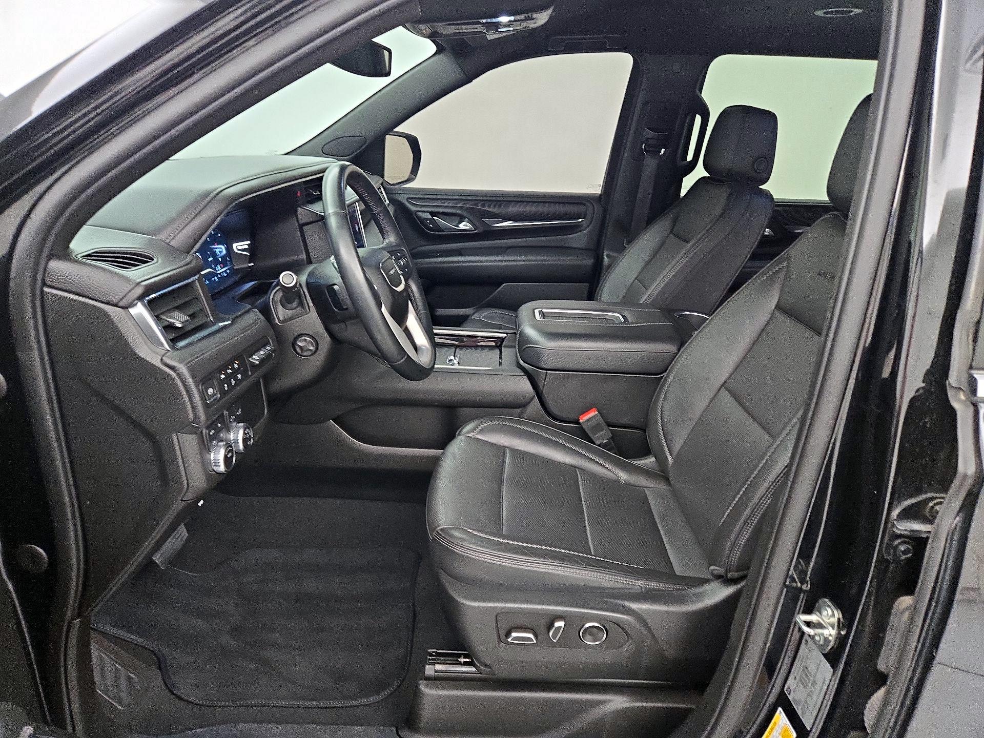 Thumbnail: 2023 GMC Yukon XL - 11