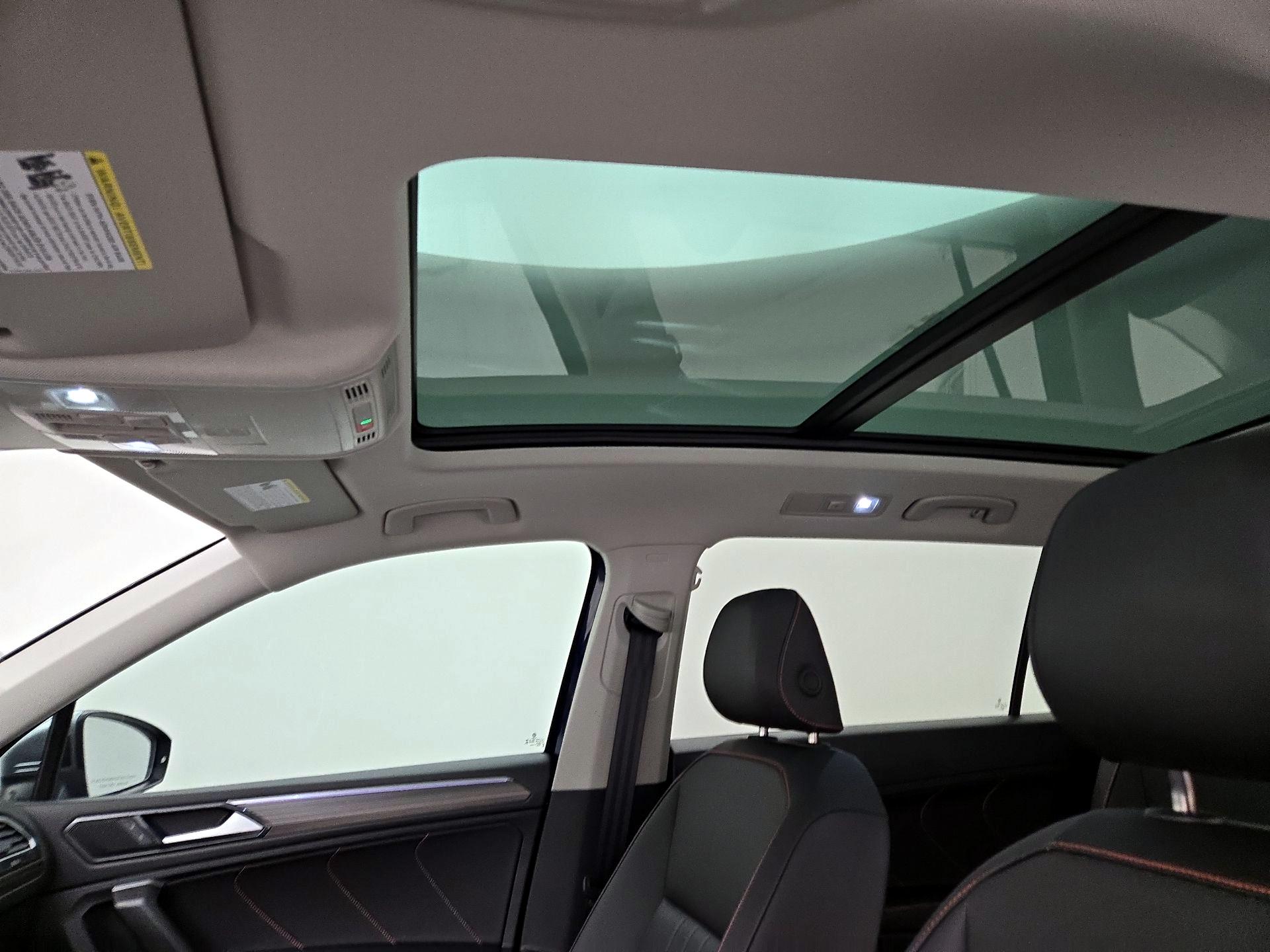 Thumbnail: 2024 Volkswagen Tiguan - 19