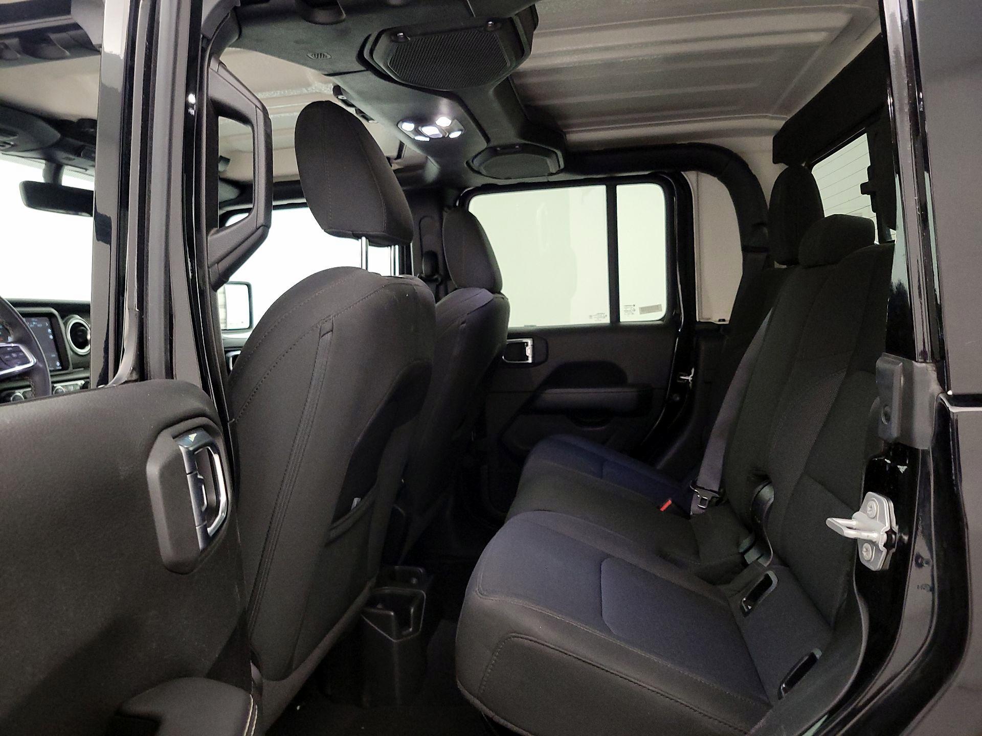 Thumbnail: 2023 Jeep Gladiator - 19