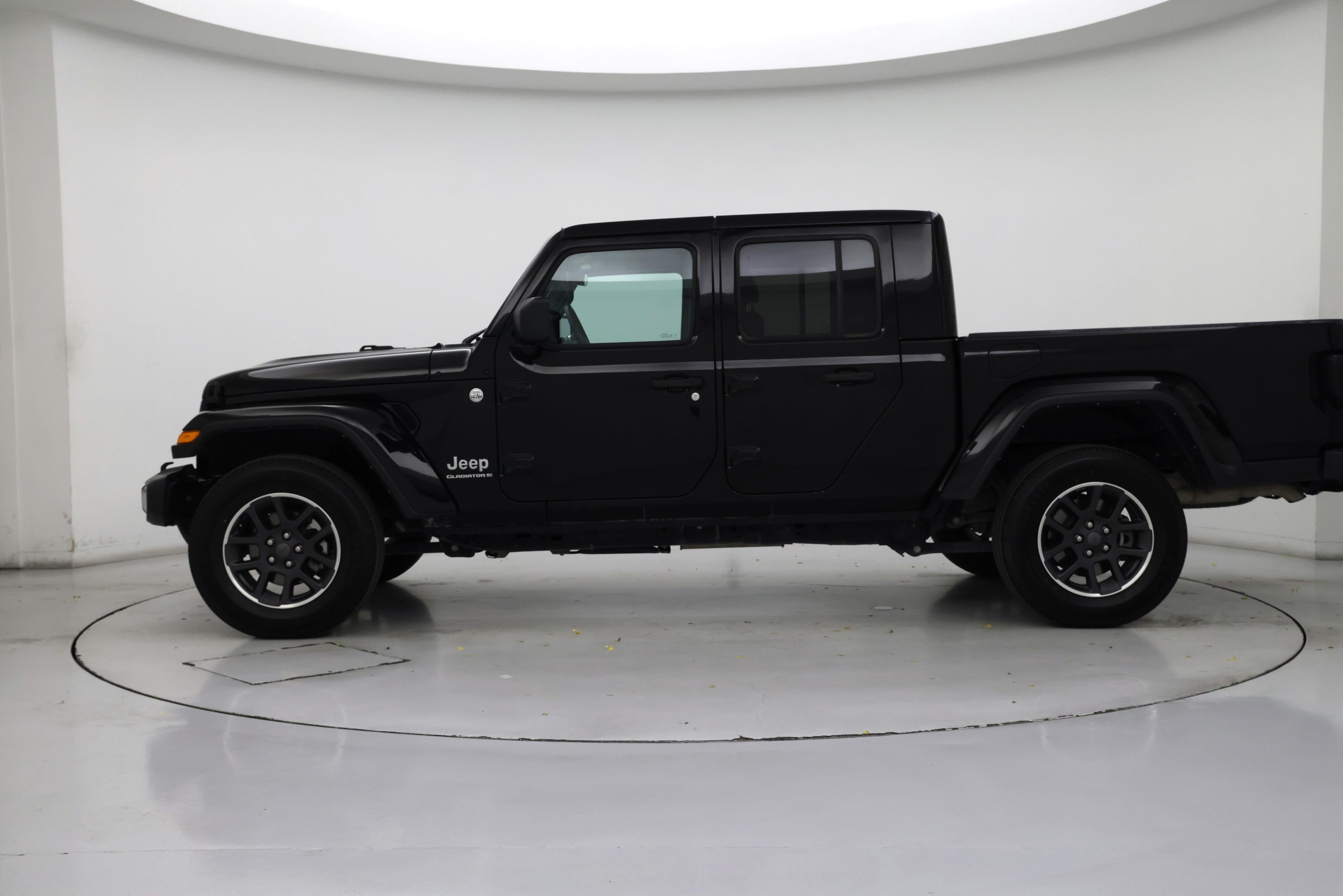 Thumbnail: 2023 Jeep Gladiator - 3