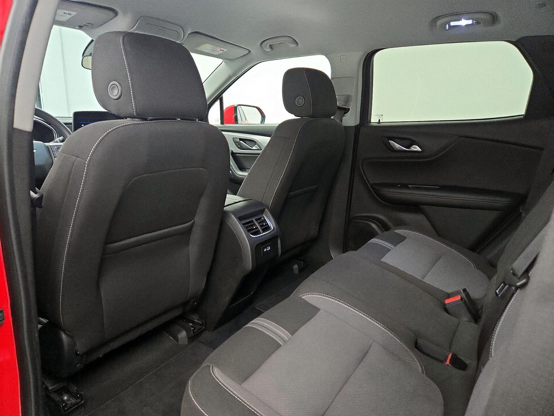 Thumbnail: 2024 Chevrolet Blazer - 19