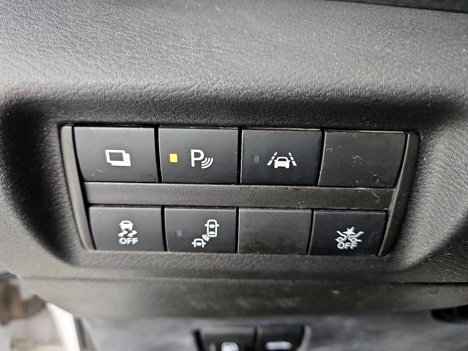 Thumbnail: 2022 Nissan Kicks - 13