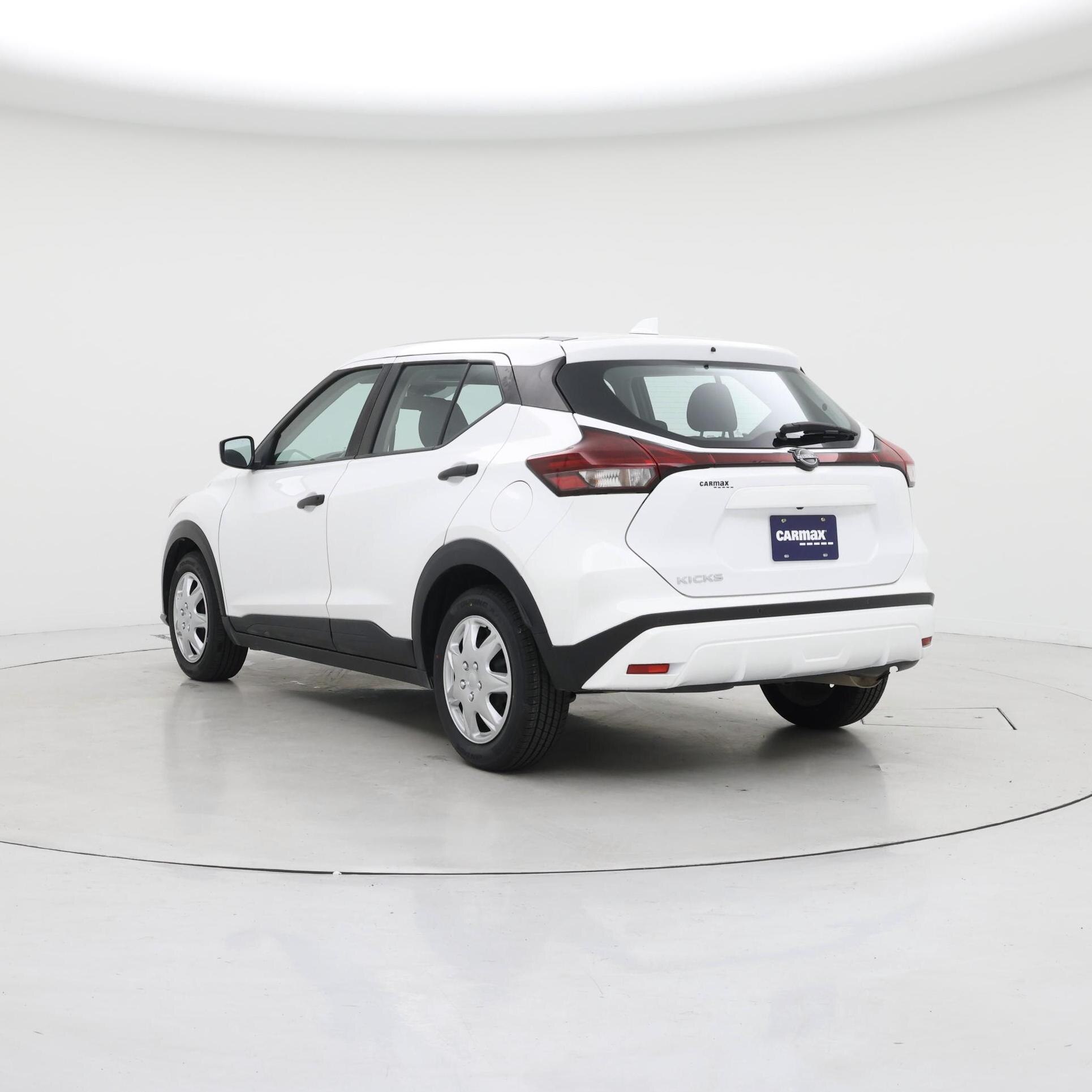 Thumbnail: 2022 Nissan Kicks - 2