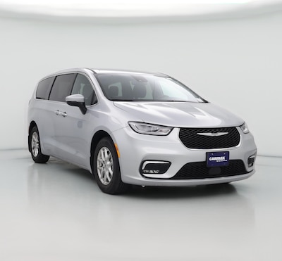 2023 Chrysler Pacifica Touring