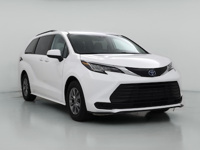 2023 Toyota Sienna Hybrid LE