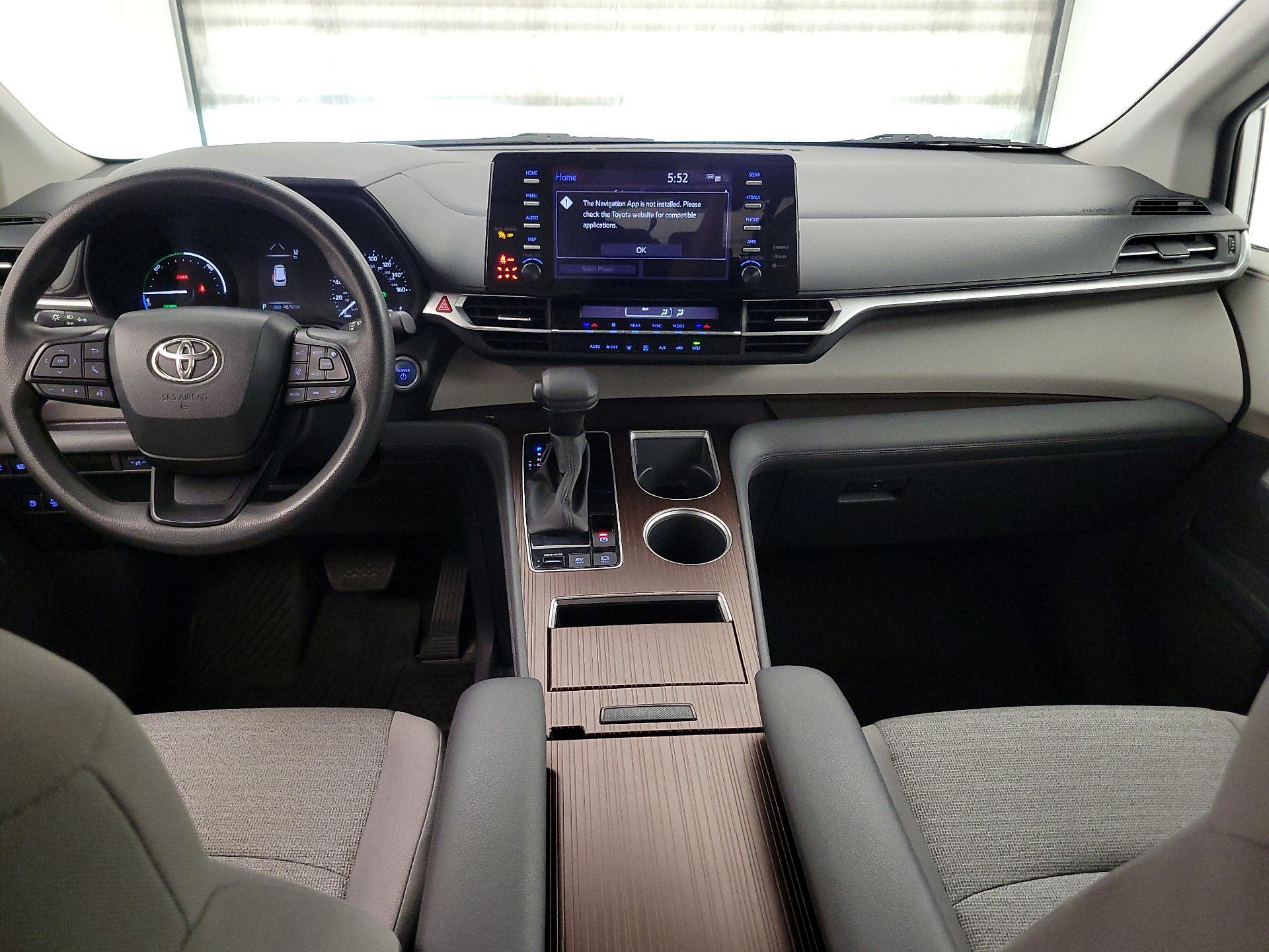 Thumbnail: 2023 Toyota Sienna - 9