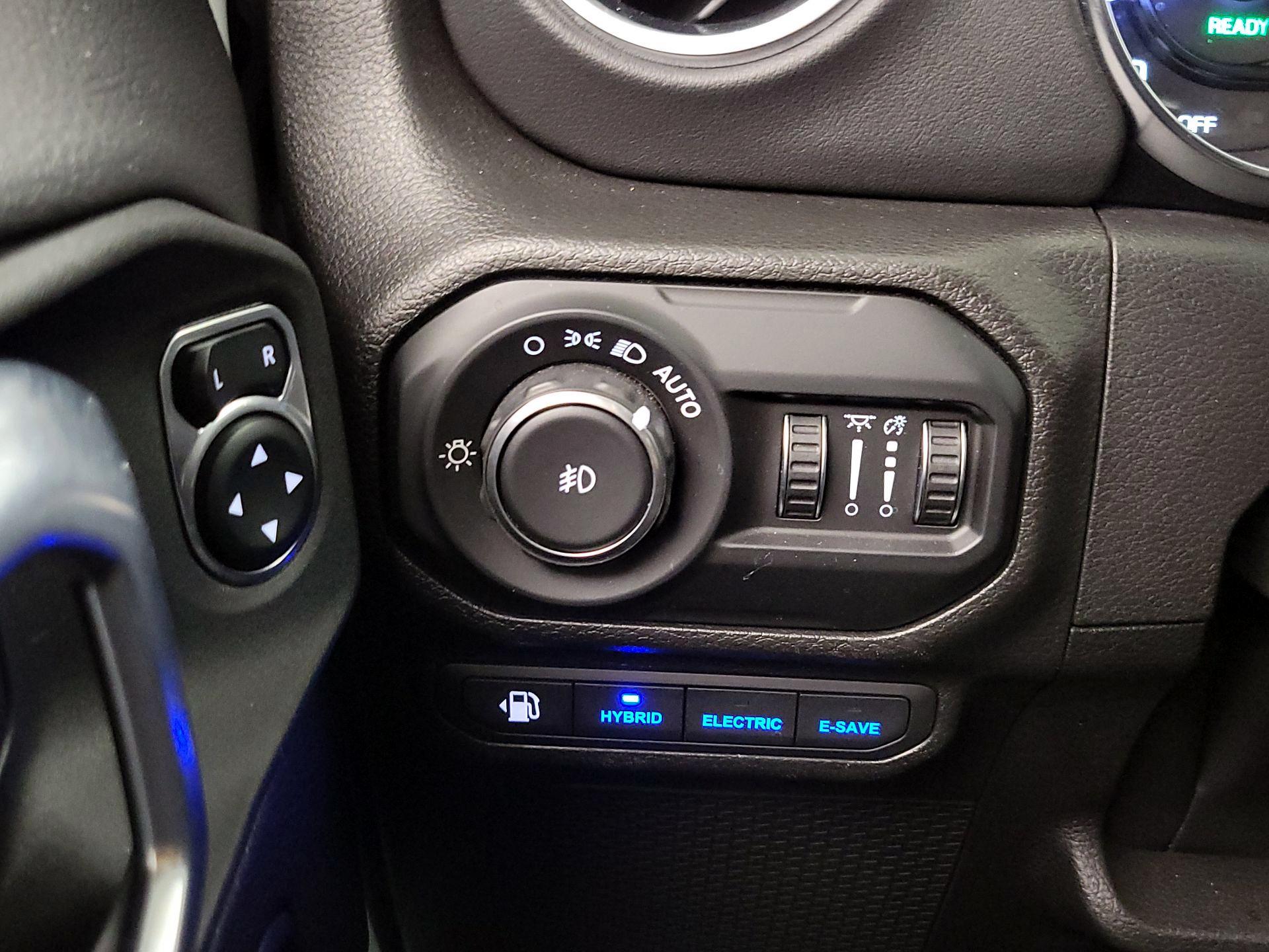 Thumbnail: 2022 Jeep Wrangler - 13