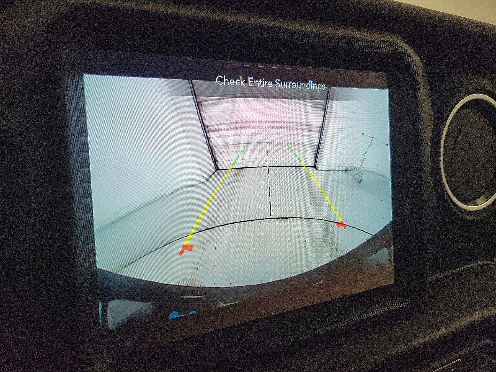 Thumbnail: 2022 Jeep Wrangler - 15