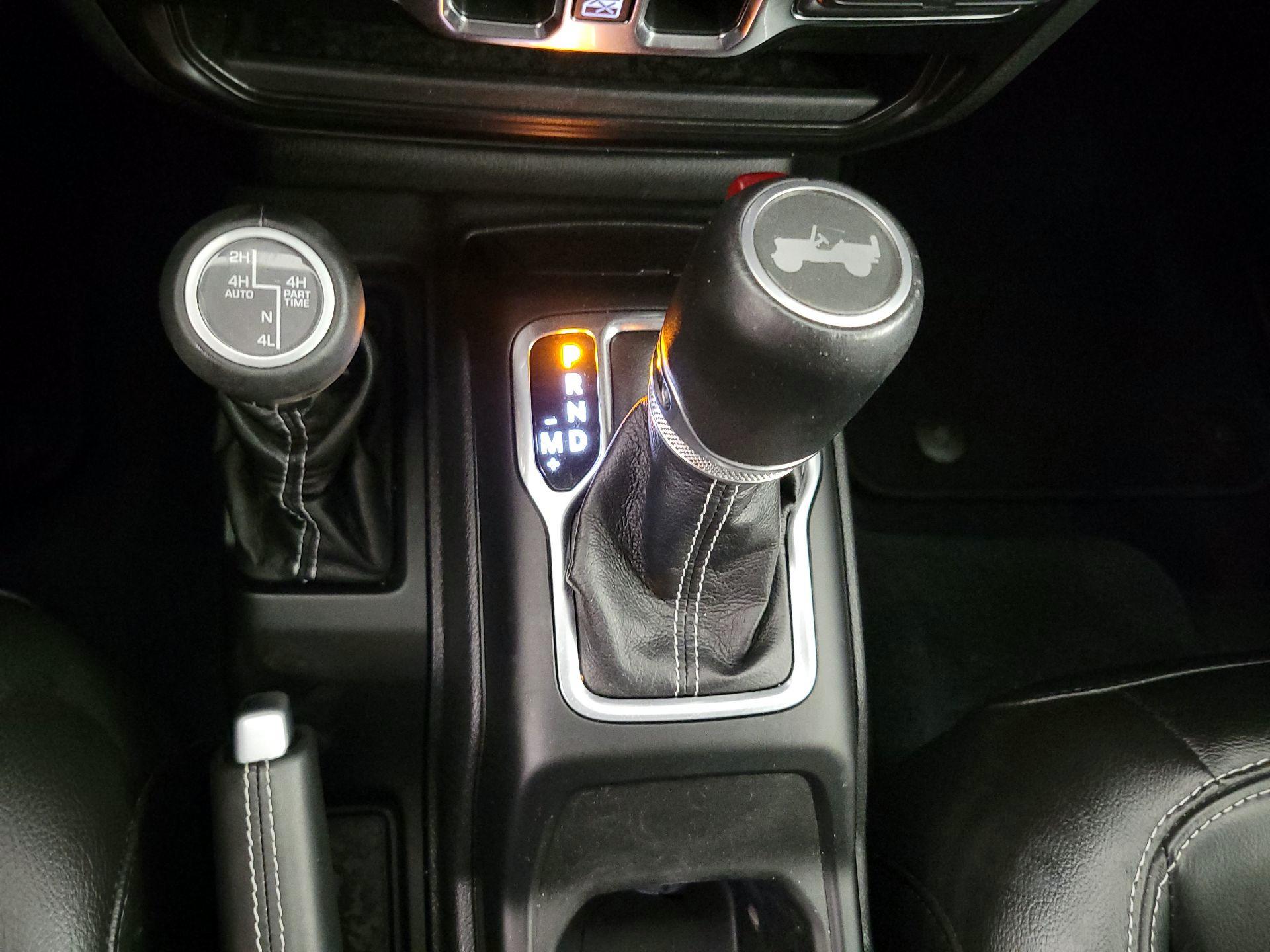 Thumbnail: 2022 Jeep Wrangler - 18