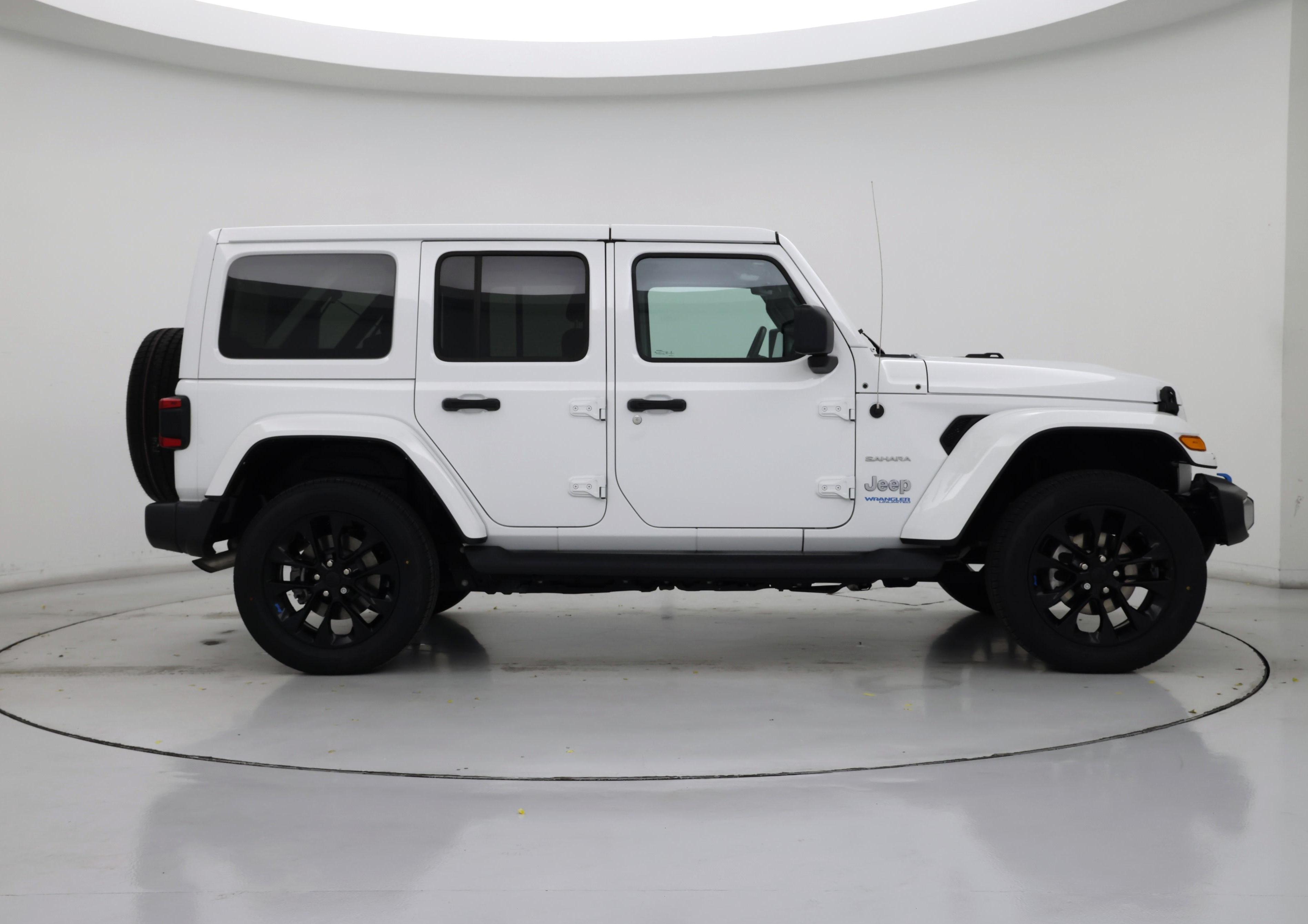 Thumbnail: 2022 Jeep Wrangler - 7