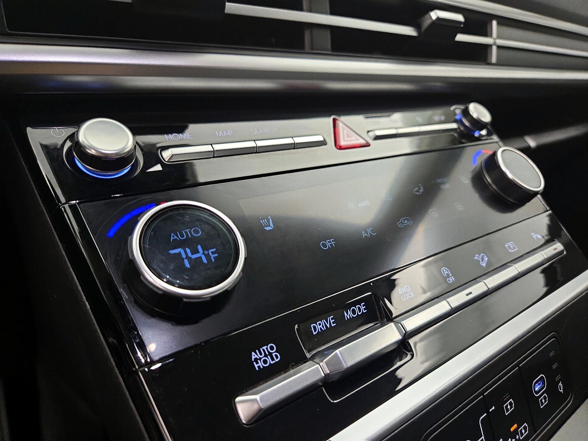 Thumbnail: 2024 Hyundai Santa Fe - 16