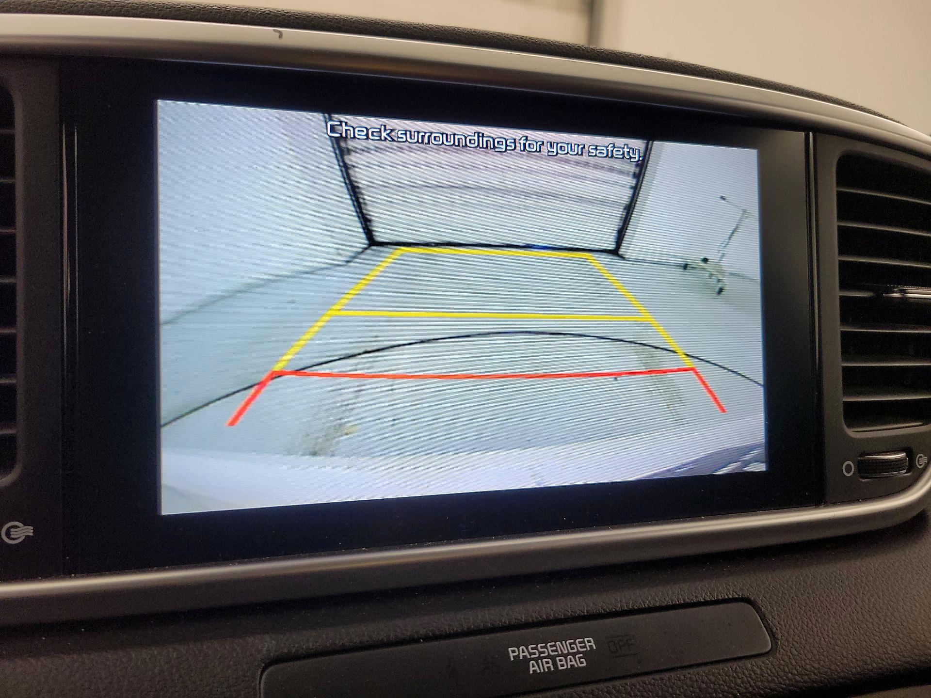 Thumbnail: 2021 Kia Sportage - 14