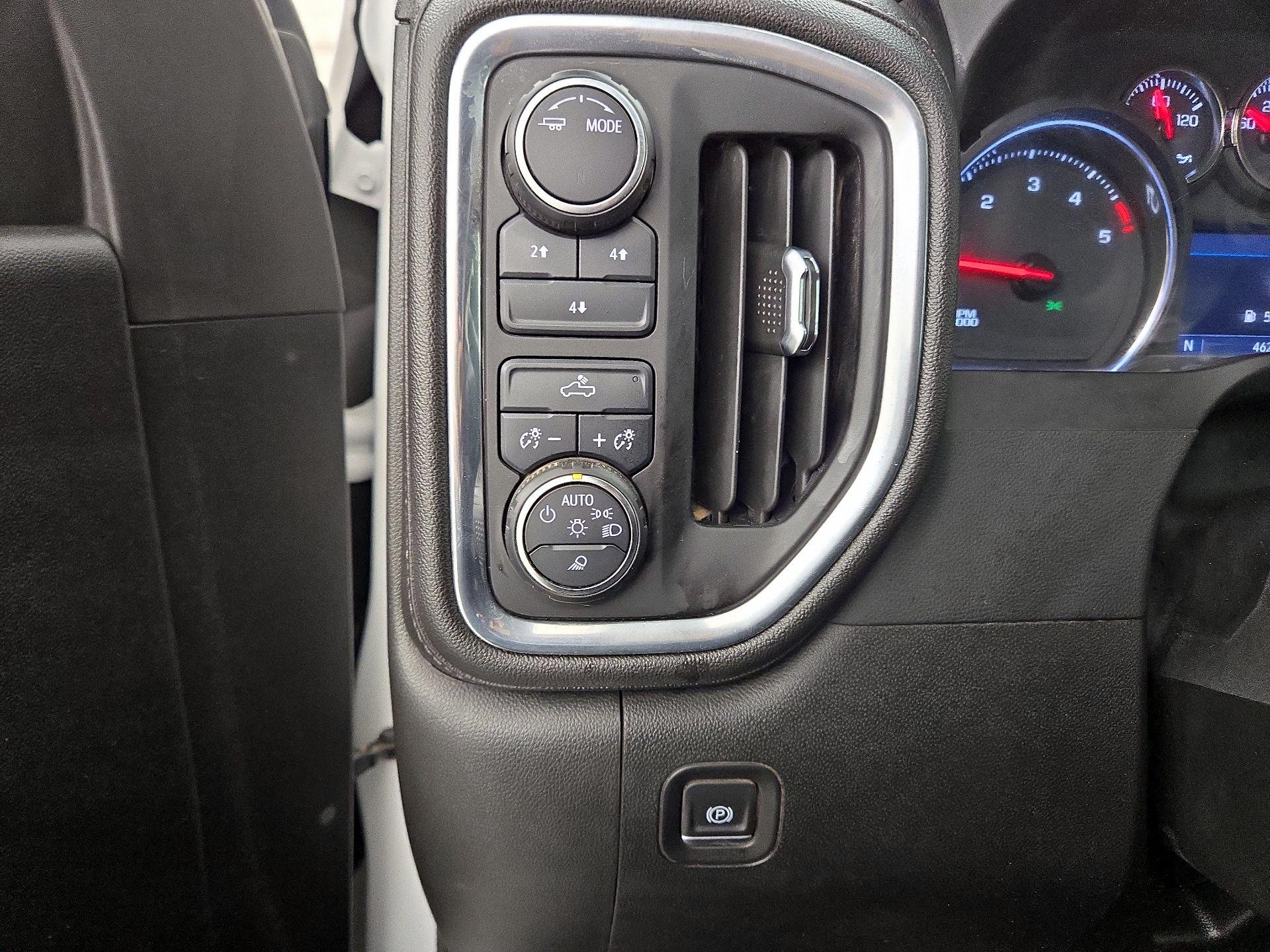 Thumbnail: 2023 Chevrolet Silverado 2500 - 13