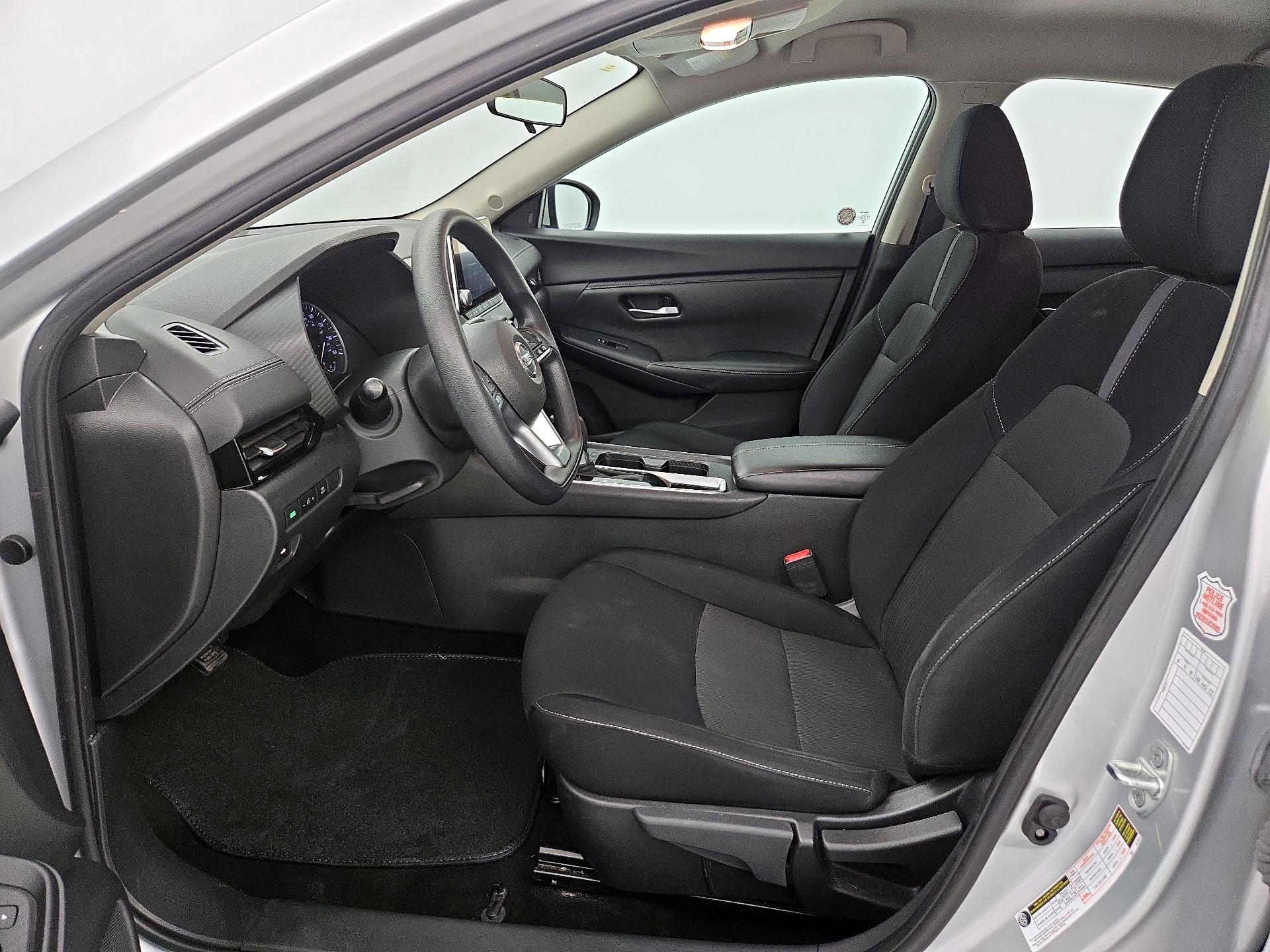 Thumbnail: 2023 Nissan Sentra - 11