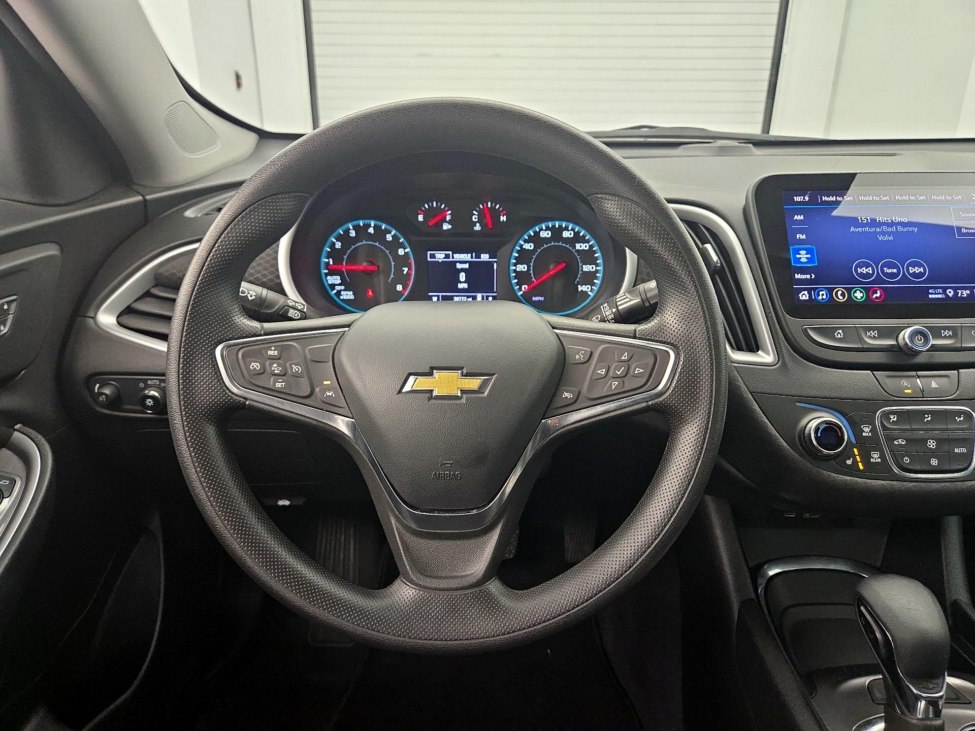 Thumbnail: 2023 Chevrolet Malibu - 10