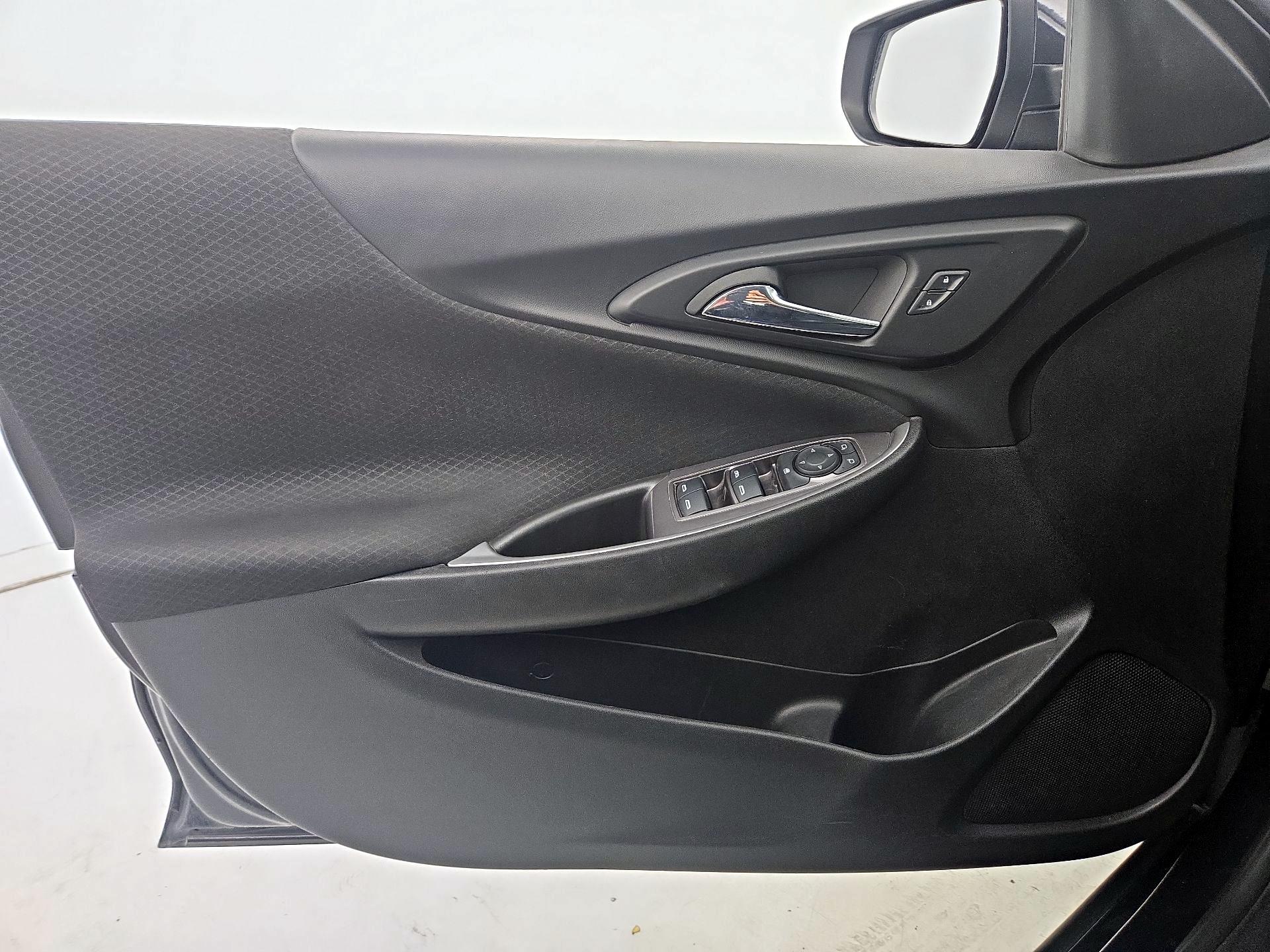 Thumbnail: 2023 Chevrolet Malibu - 12