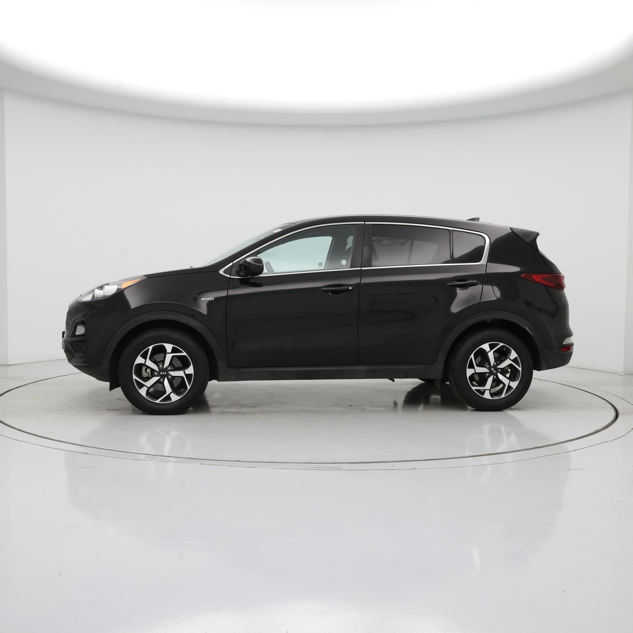 Thumbnail: 2021 Kia Sportage - 3