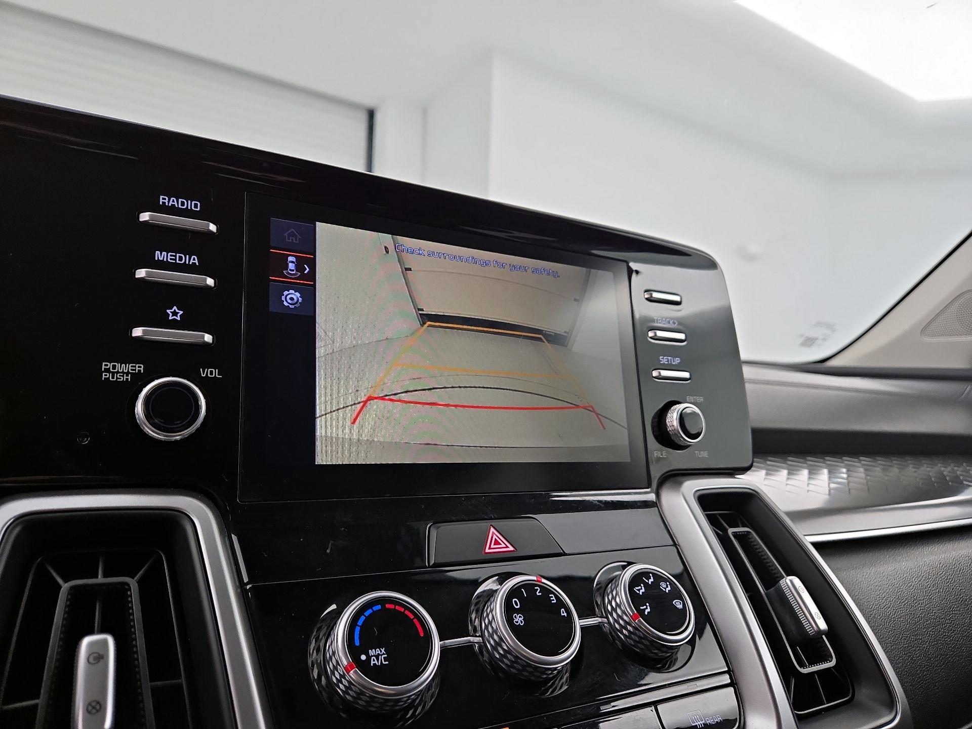 Thumbnail: 2022 Kia Sorento - 14