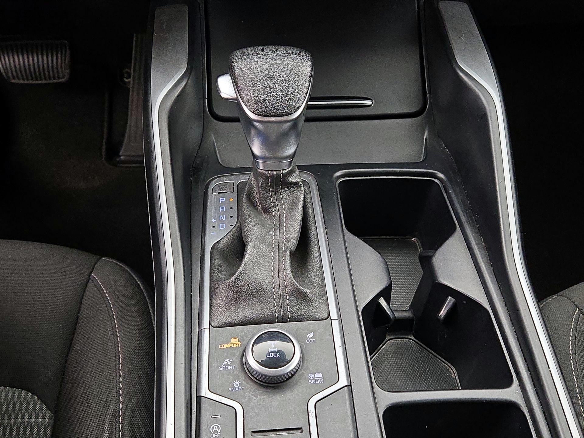 Thumbnail: 2022 Kia Sorento - 17