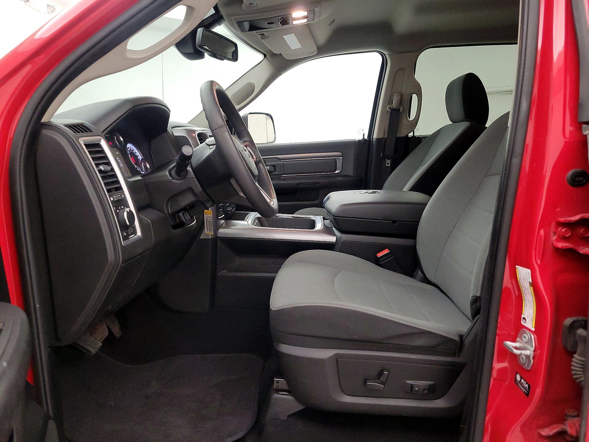 Thumbnail: 2023 RAM 1500 Classic - 11