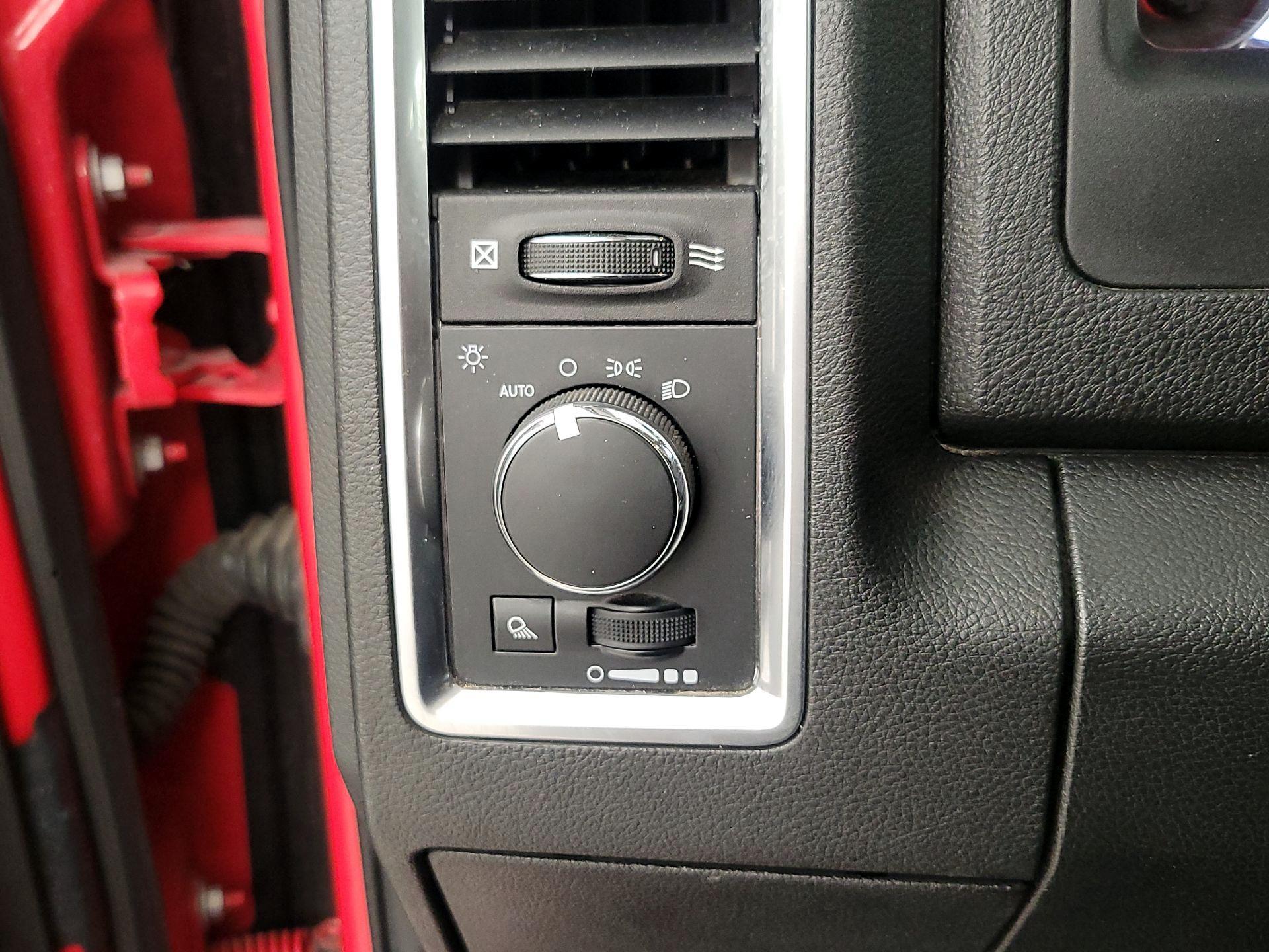 Thumbnail: 2023 RAM 1500 Classic - 13