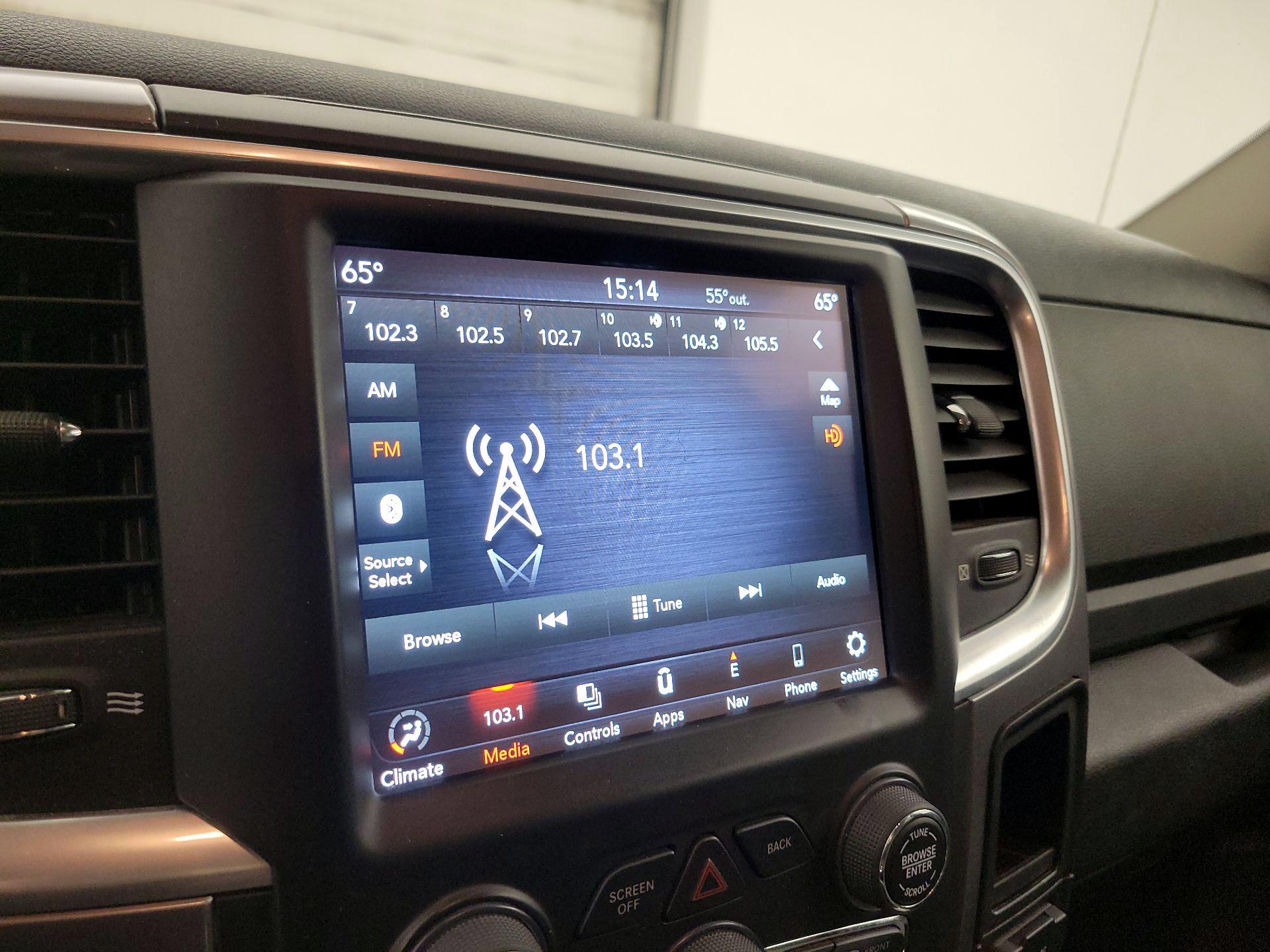 Thumbnail: 2023 RAM 1500 Classic - 16