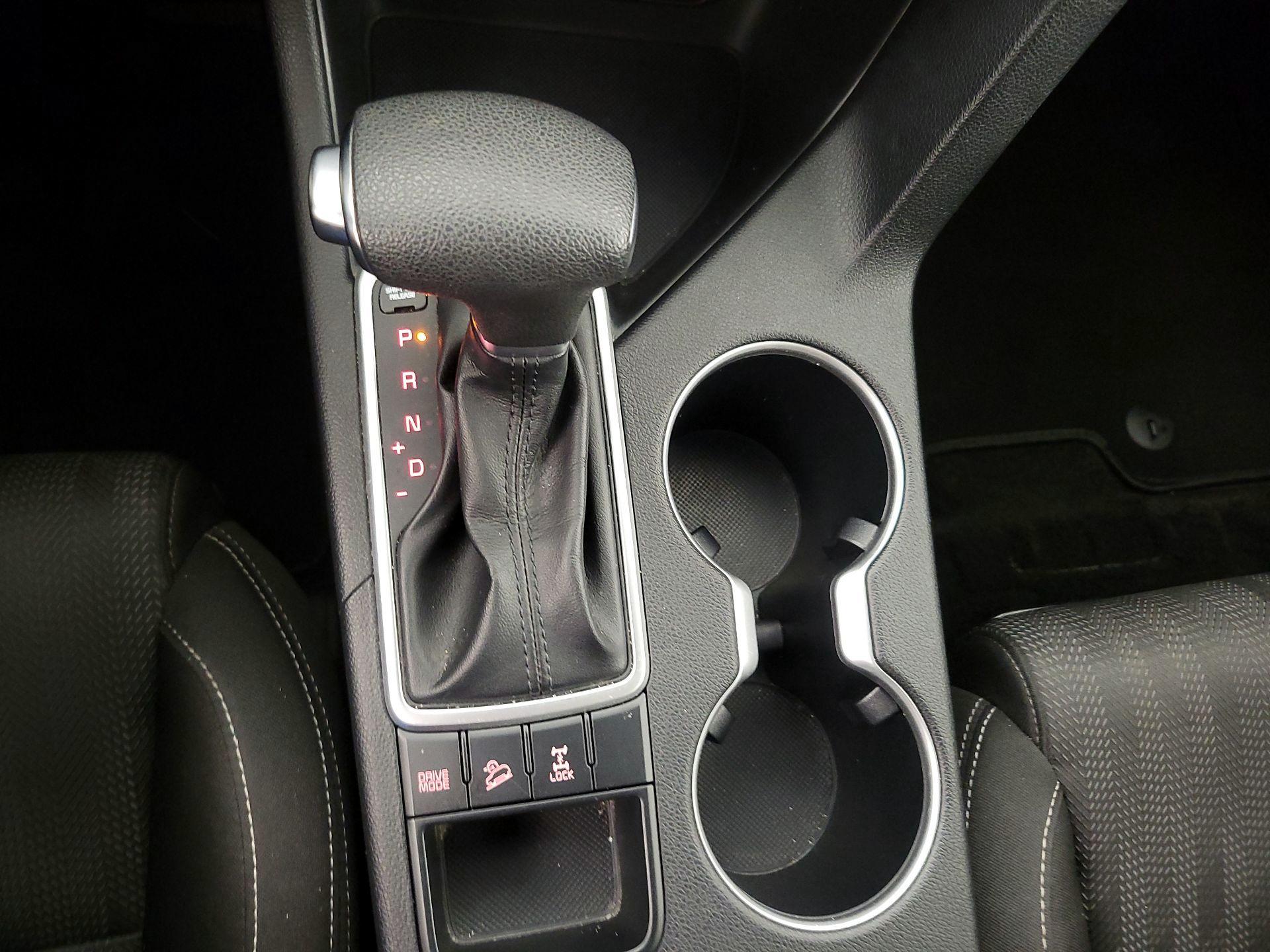 Thumbnail: 2021 Kia Sportage - 17