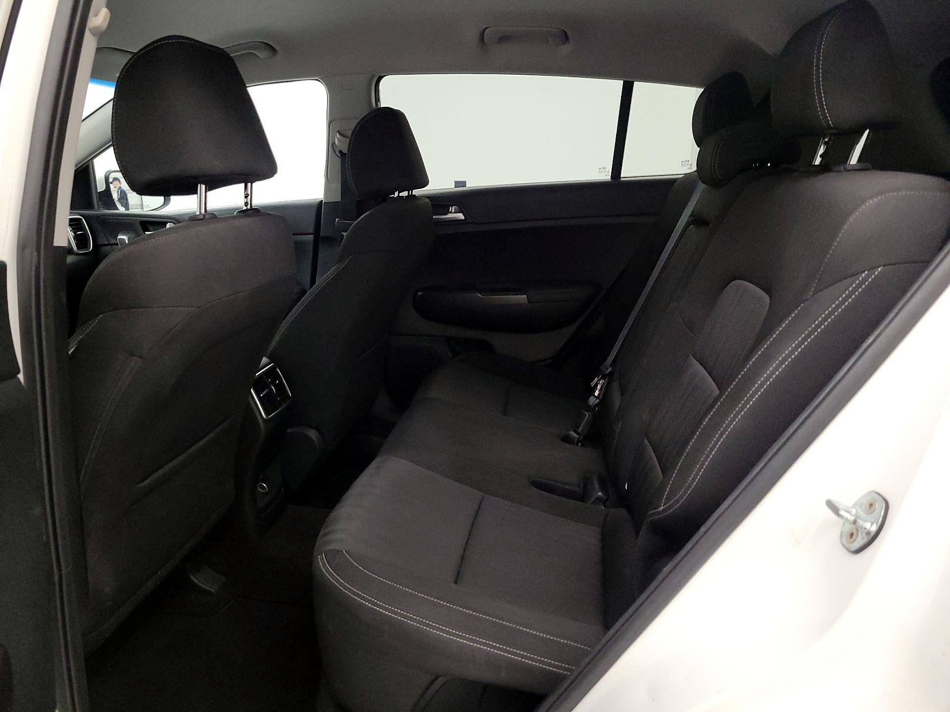 Thumbnail: 2021 Kia Sportage - 19