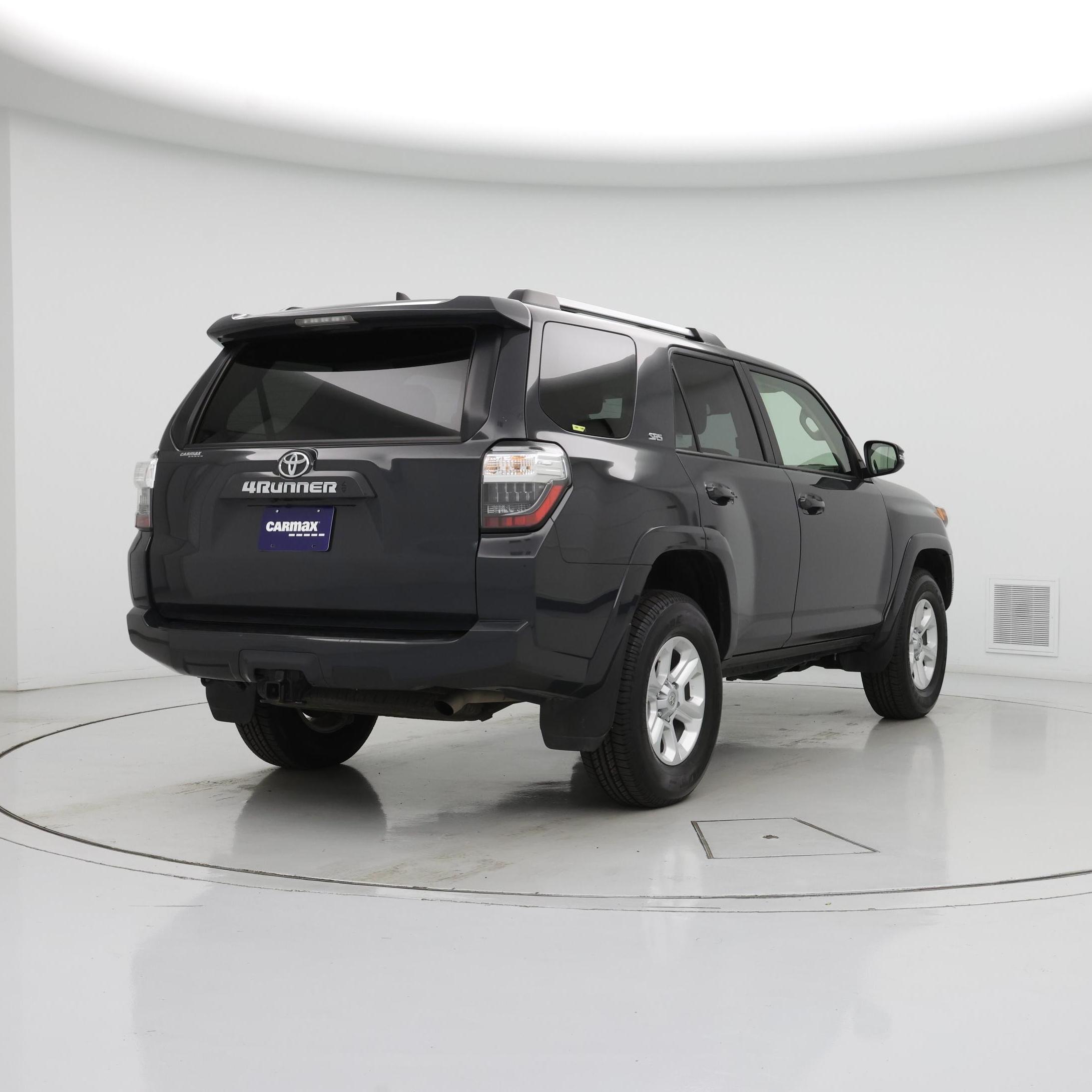 Thumbnail: 2024 Toyota 4Runner - 8