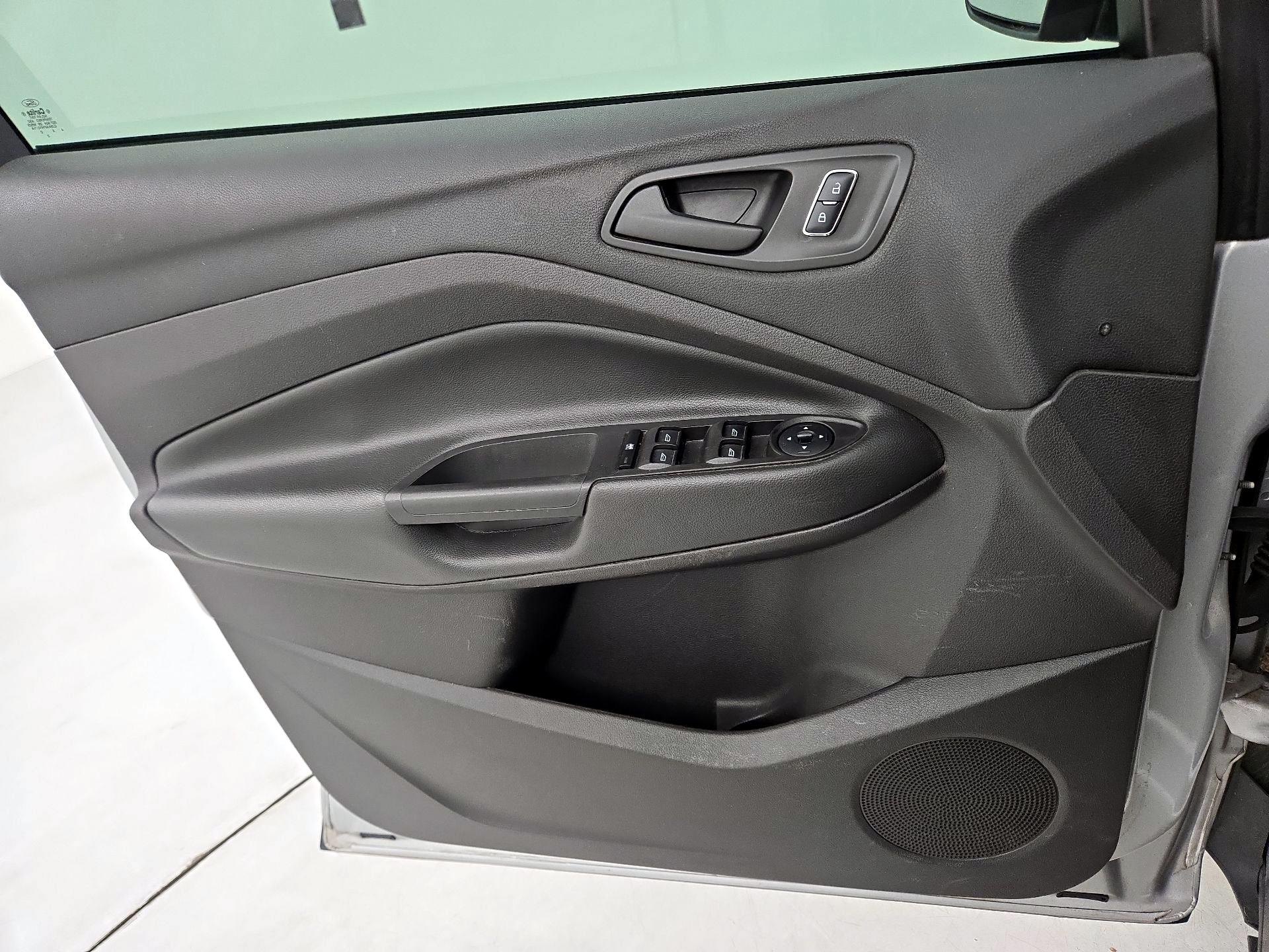 Thumbnail: 2015 Ford Escape - 12