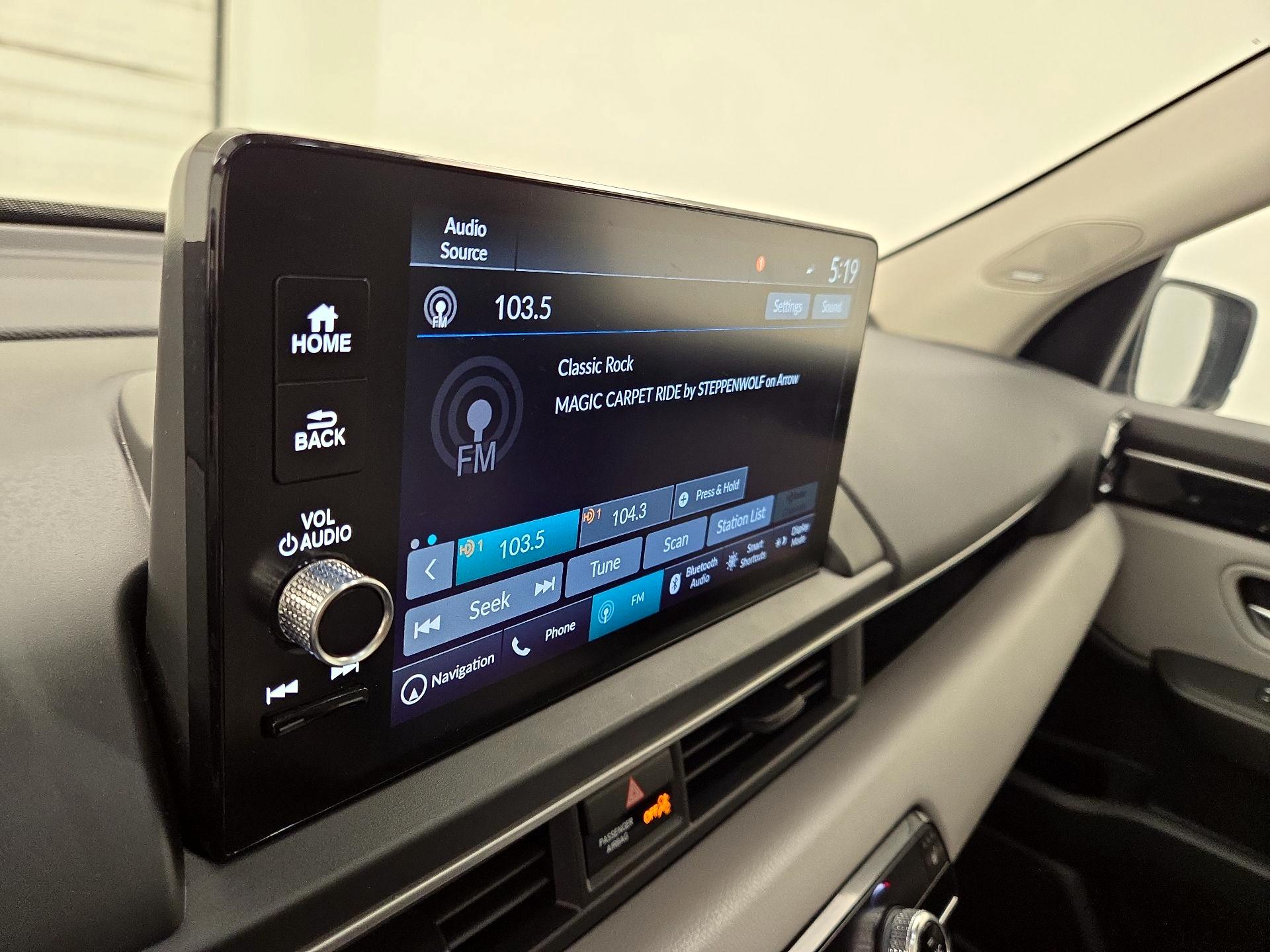 Thumbnail: 2024 Honda Pilot - 16