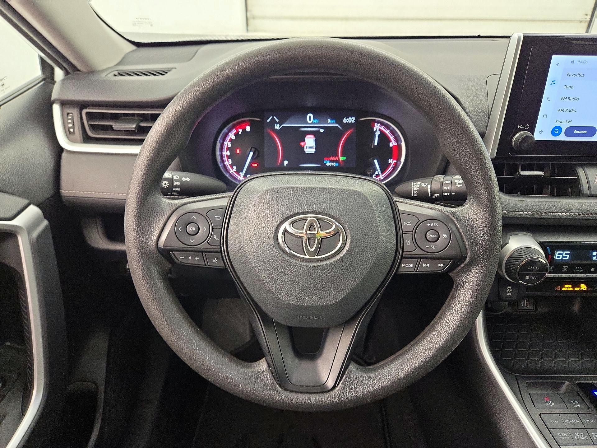 Thumbnail: 2023 Toyota RAV4 - 10