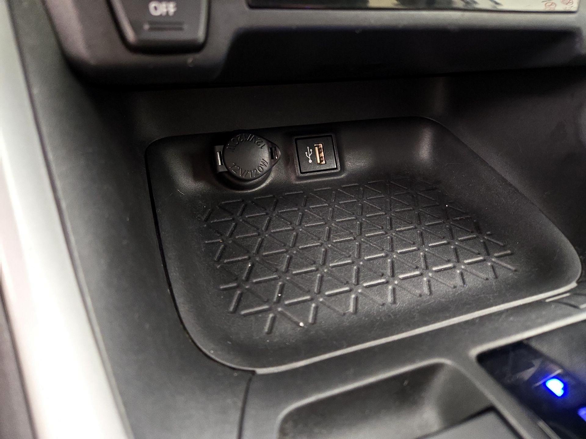 Thumbnail: 2023 Toyota RAV4 - 18