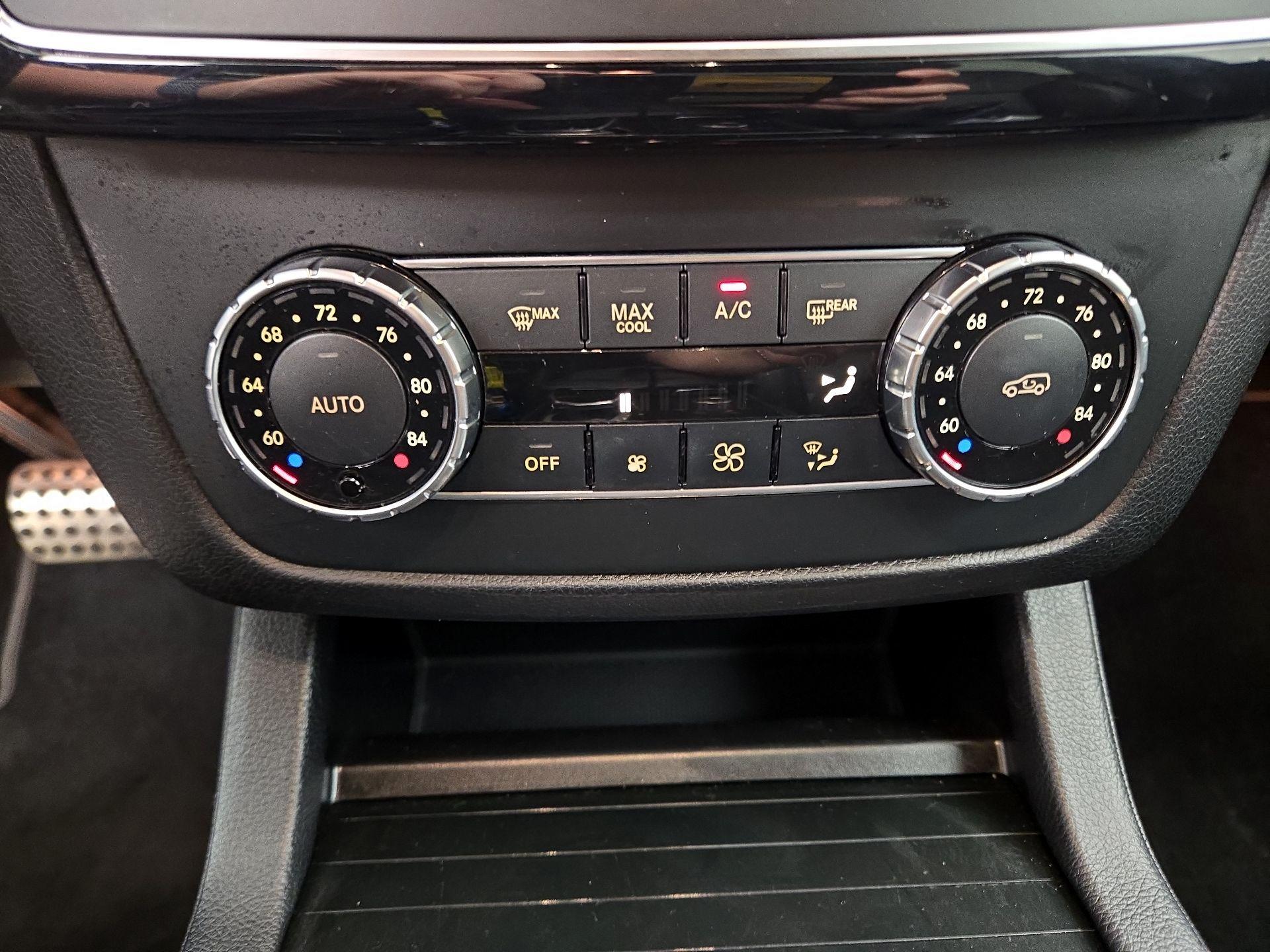 Thumbnail: 2018 Mercedes-Benz GLE - 17