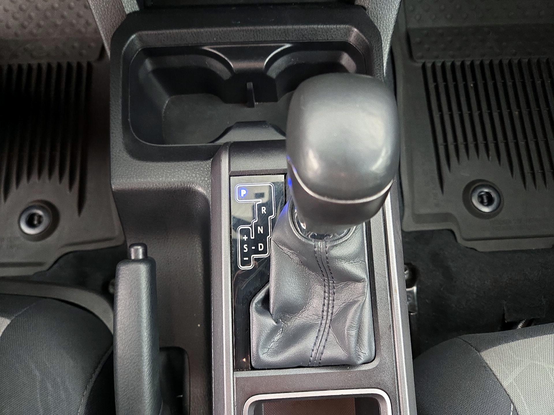 Thumbnail: 2022 Toyota Tacoma - 17