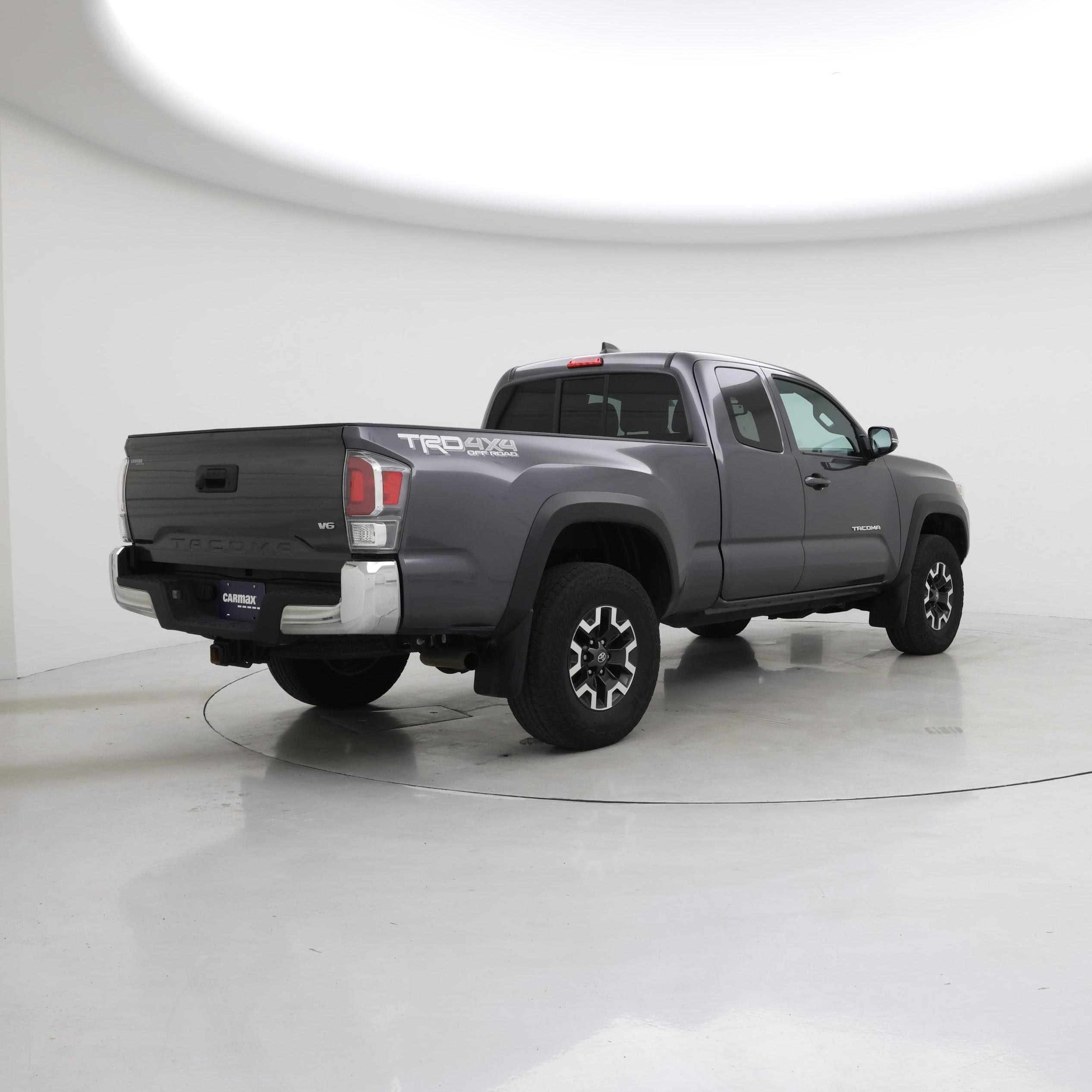 Thumbnail: 2022 Toyota Tacoma - 8