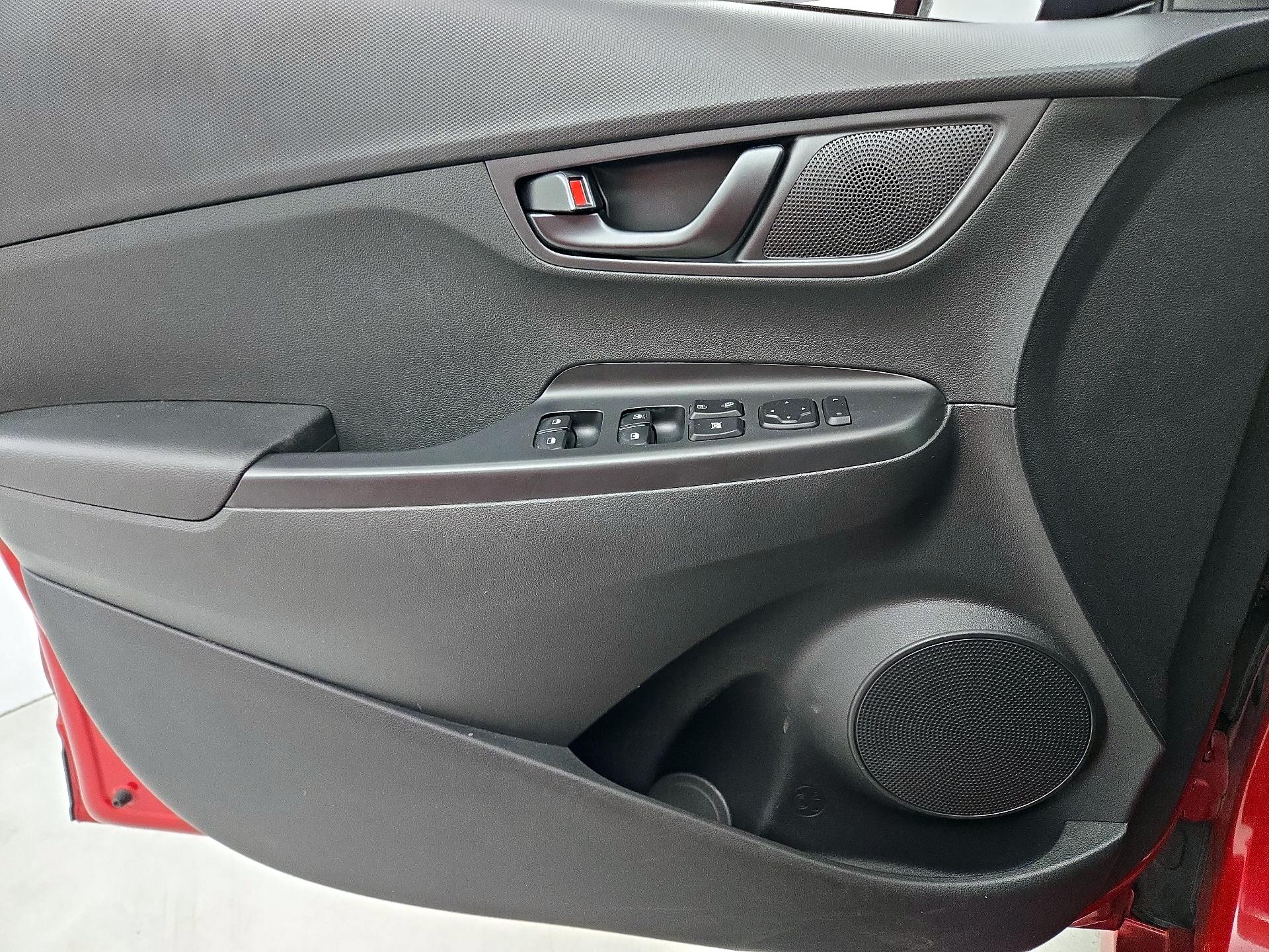 Thumbnail: 2022 Hyundai Kona - 12