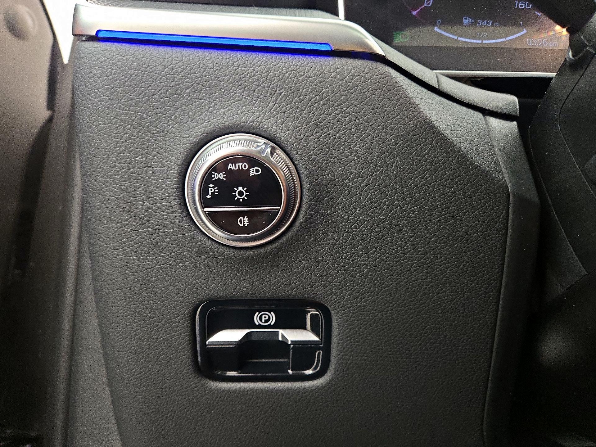 Thumbnail: 2023 Mercedes-Benz GLC - 13