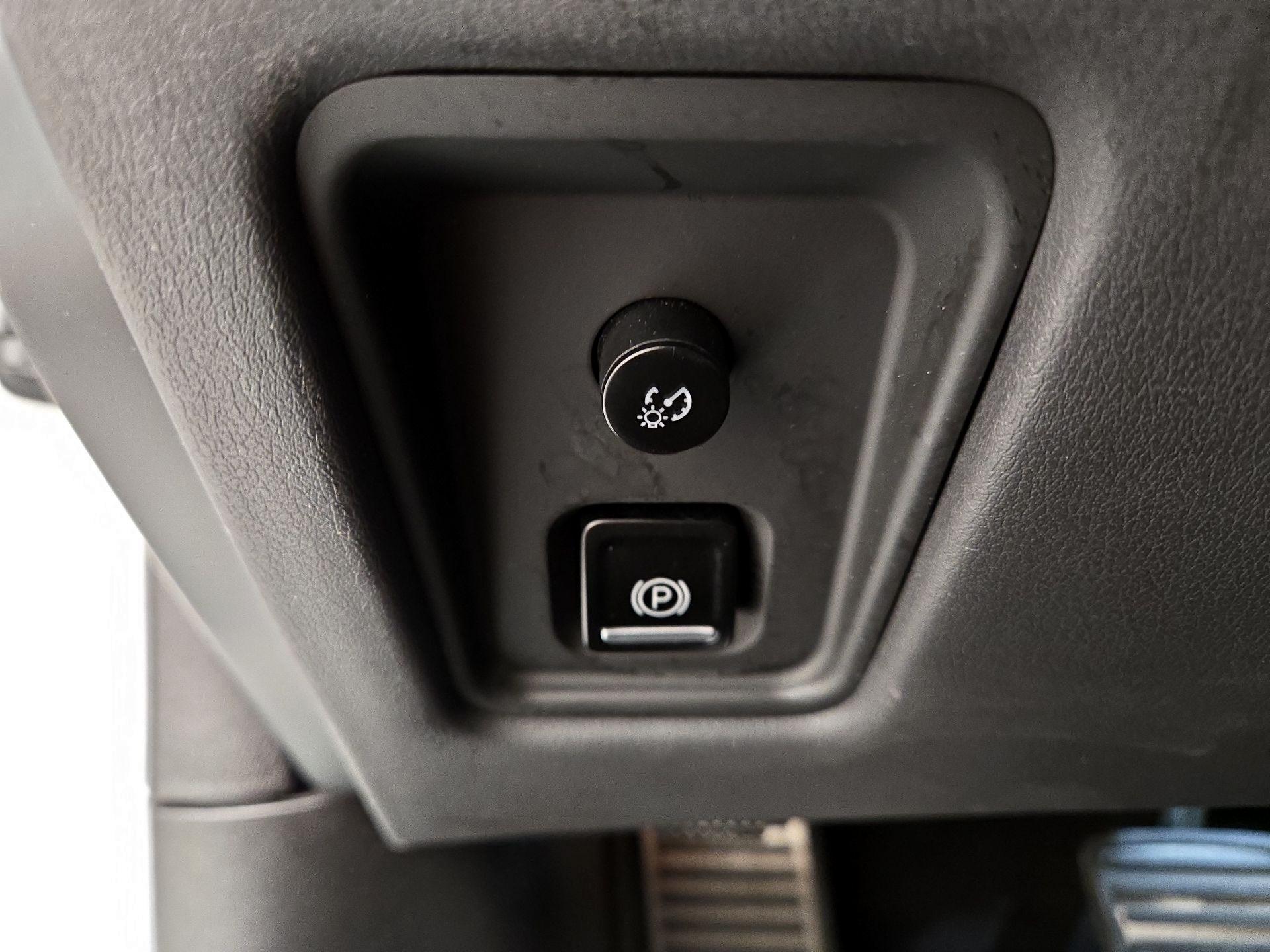 Thumbnail: 2022 Chevrolet Corvette - 13